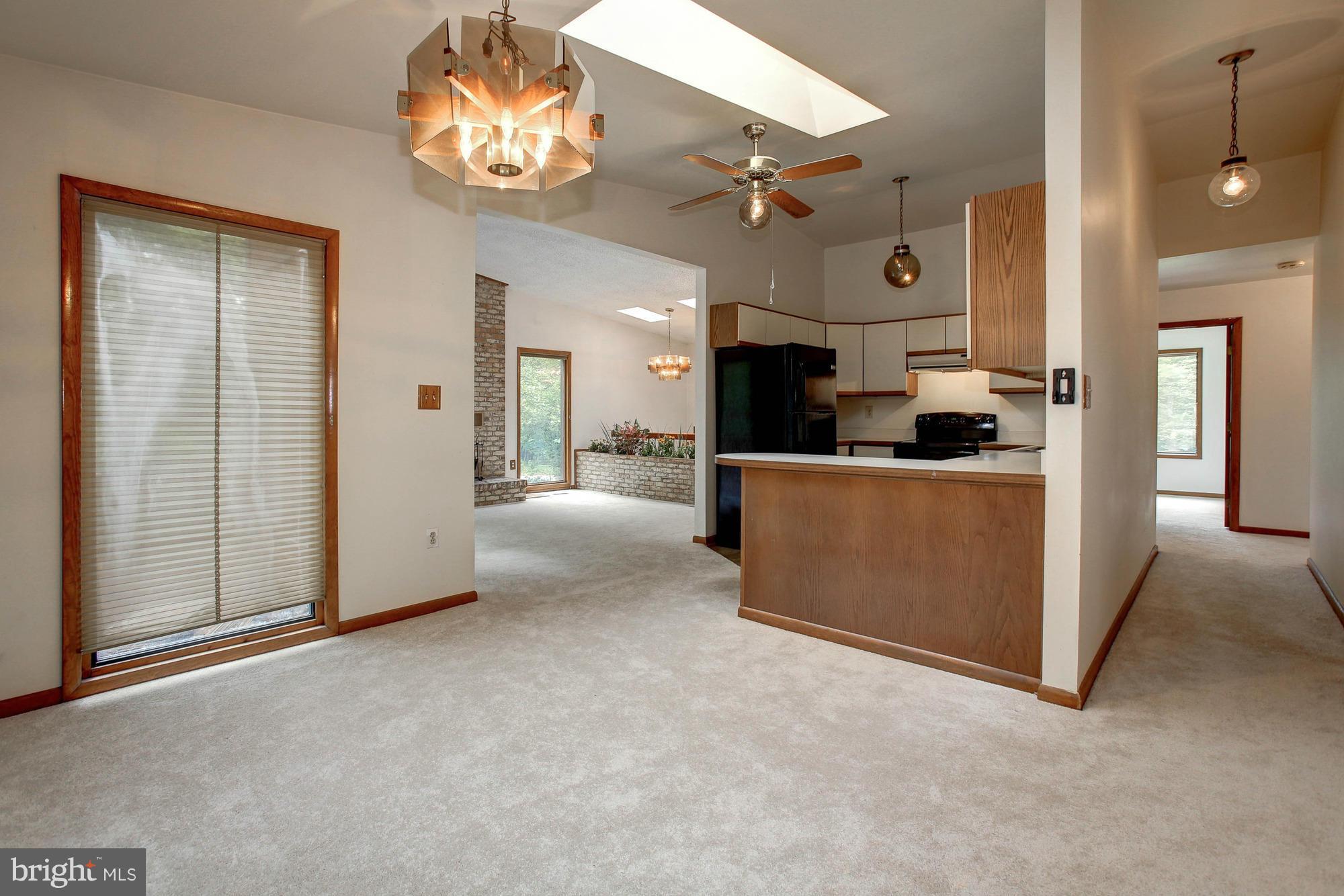 HUNTERS GROVE ESTATES - Residential