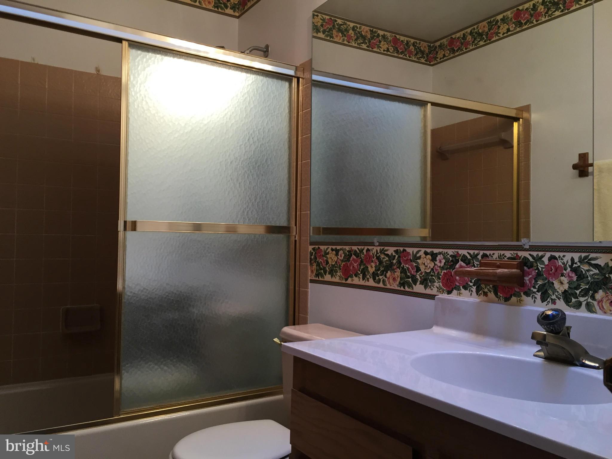 HUNTERS GROVE ESTATES - Residential