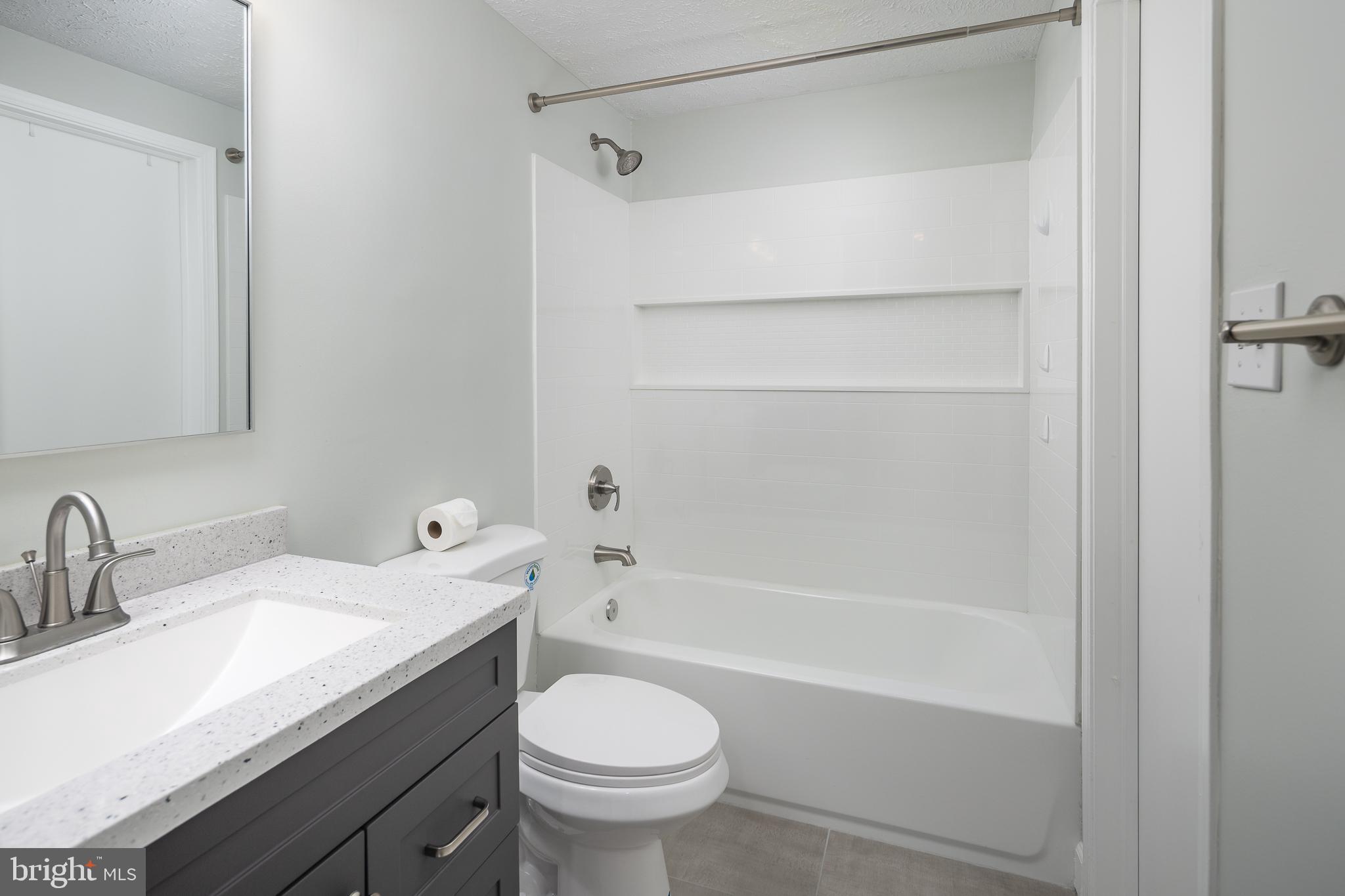 POHICK VILLAGE - Residential