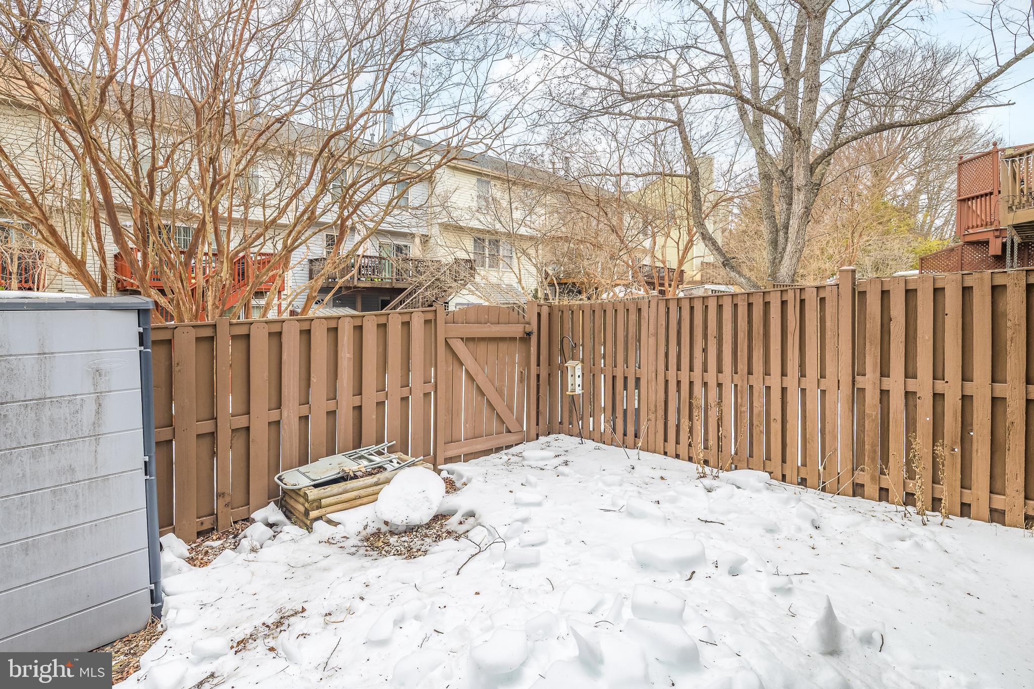 POHICK VILLAGE - Residential