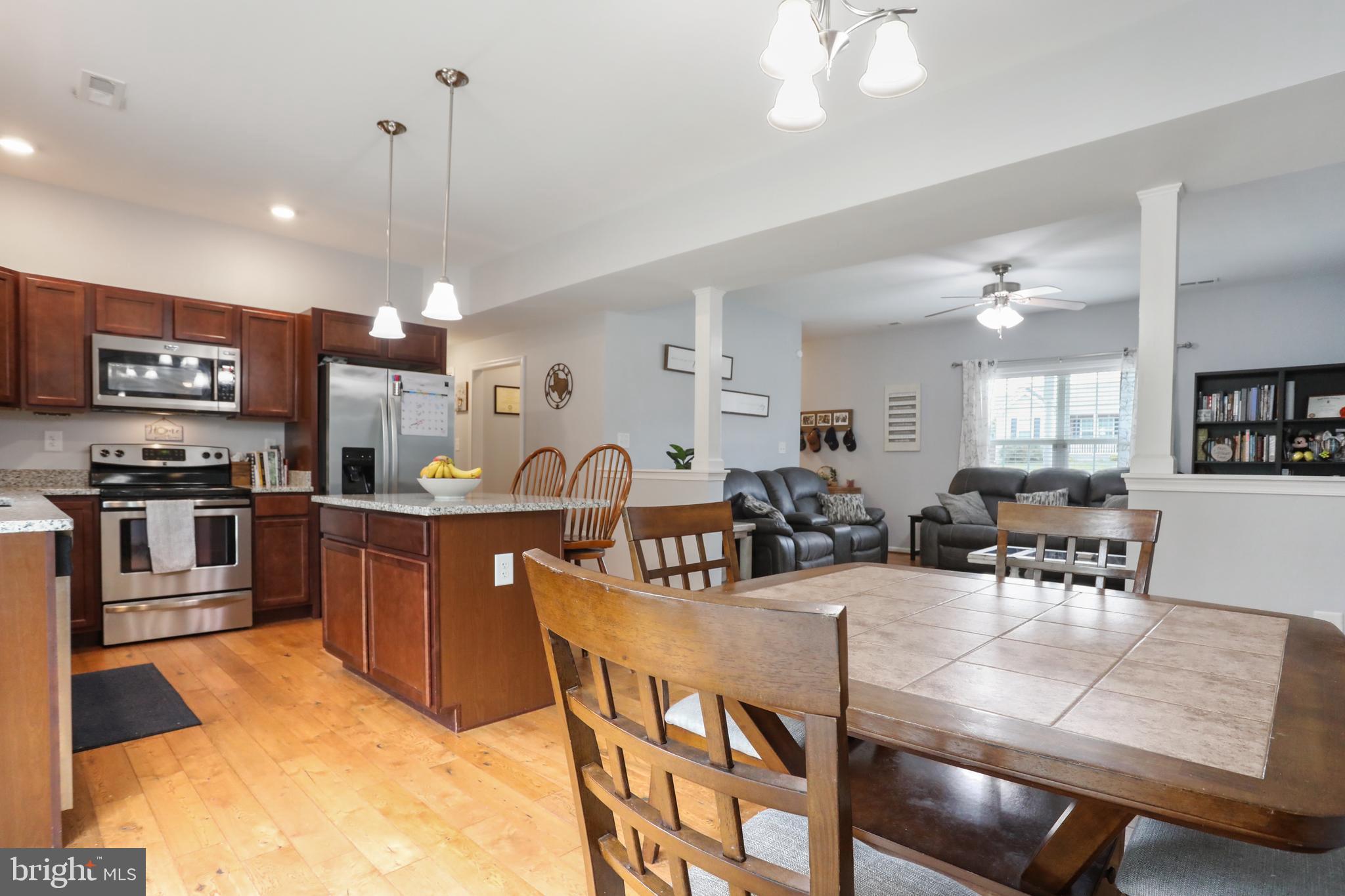 SPRING HILL - Residential