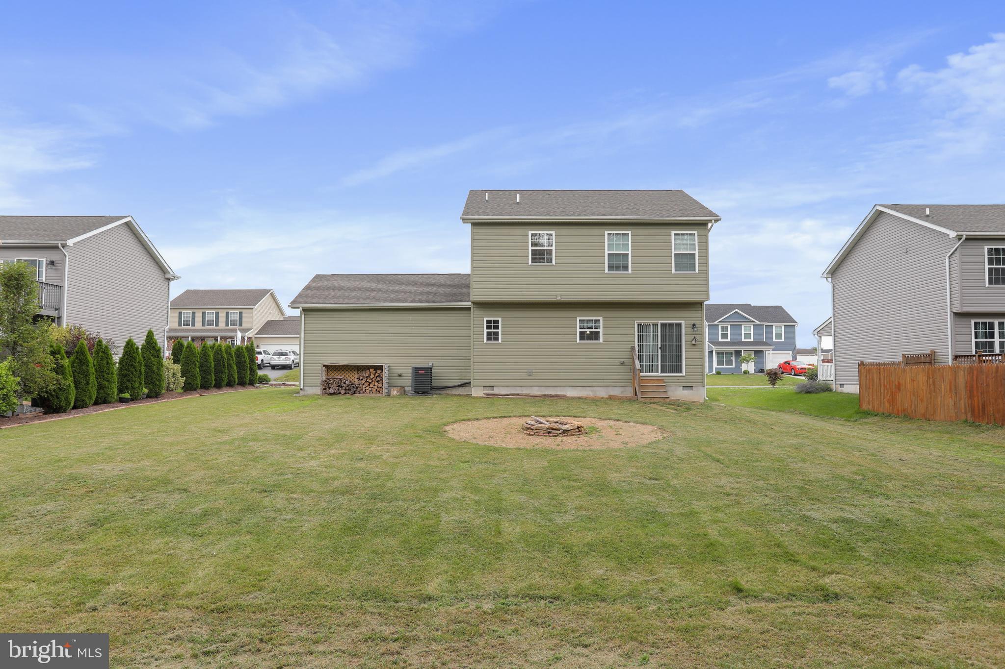 SPRING HILL - Residential