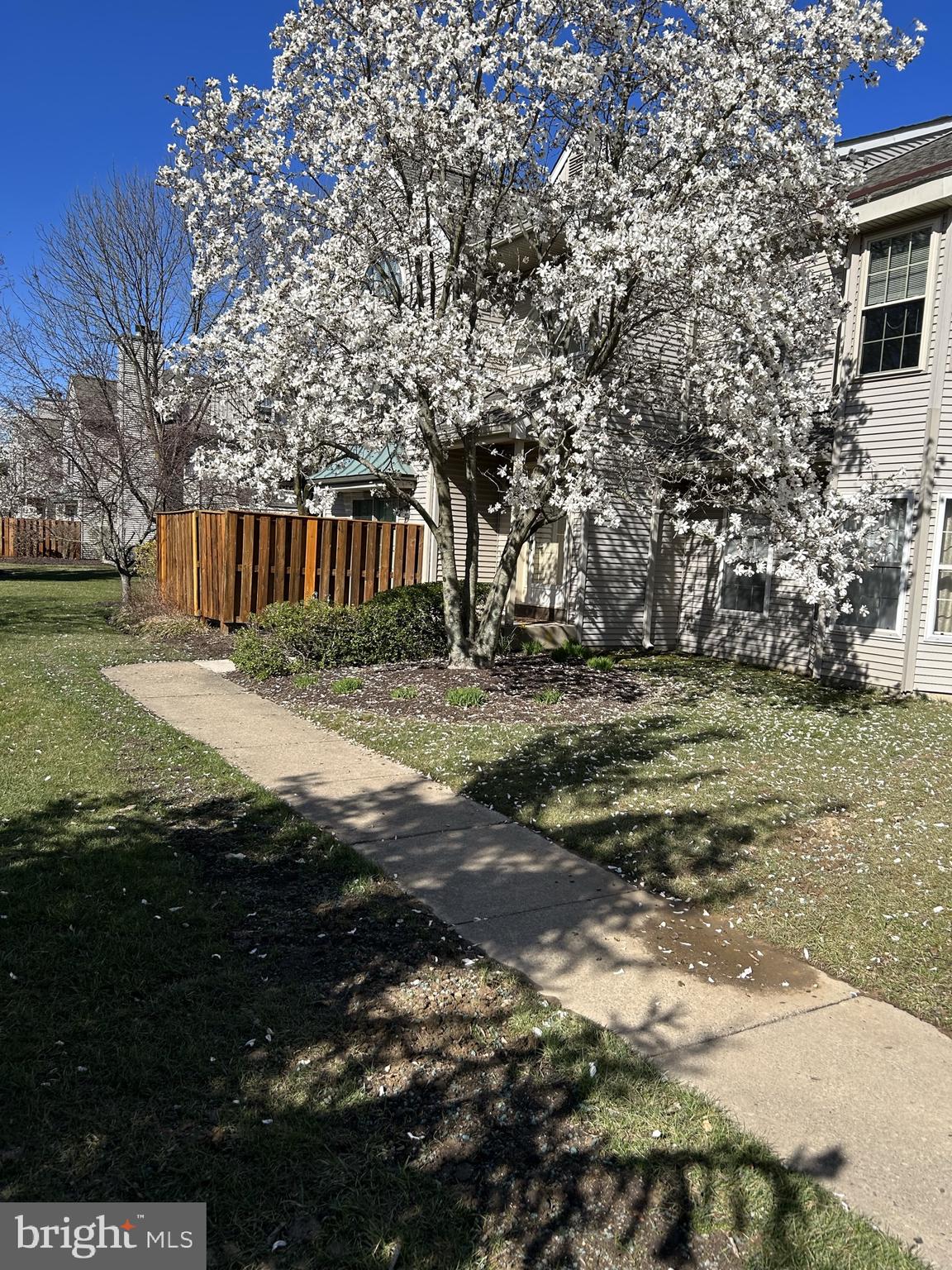 3306 WALTHAM COURT 3306