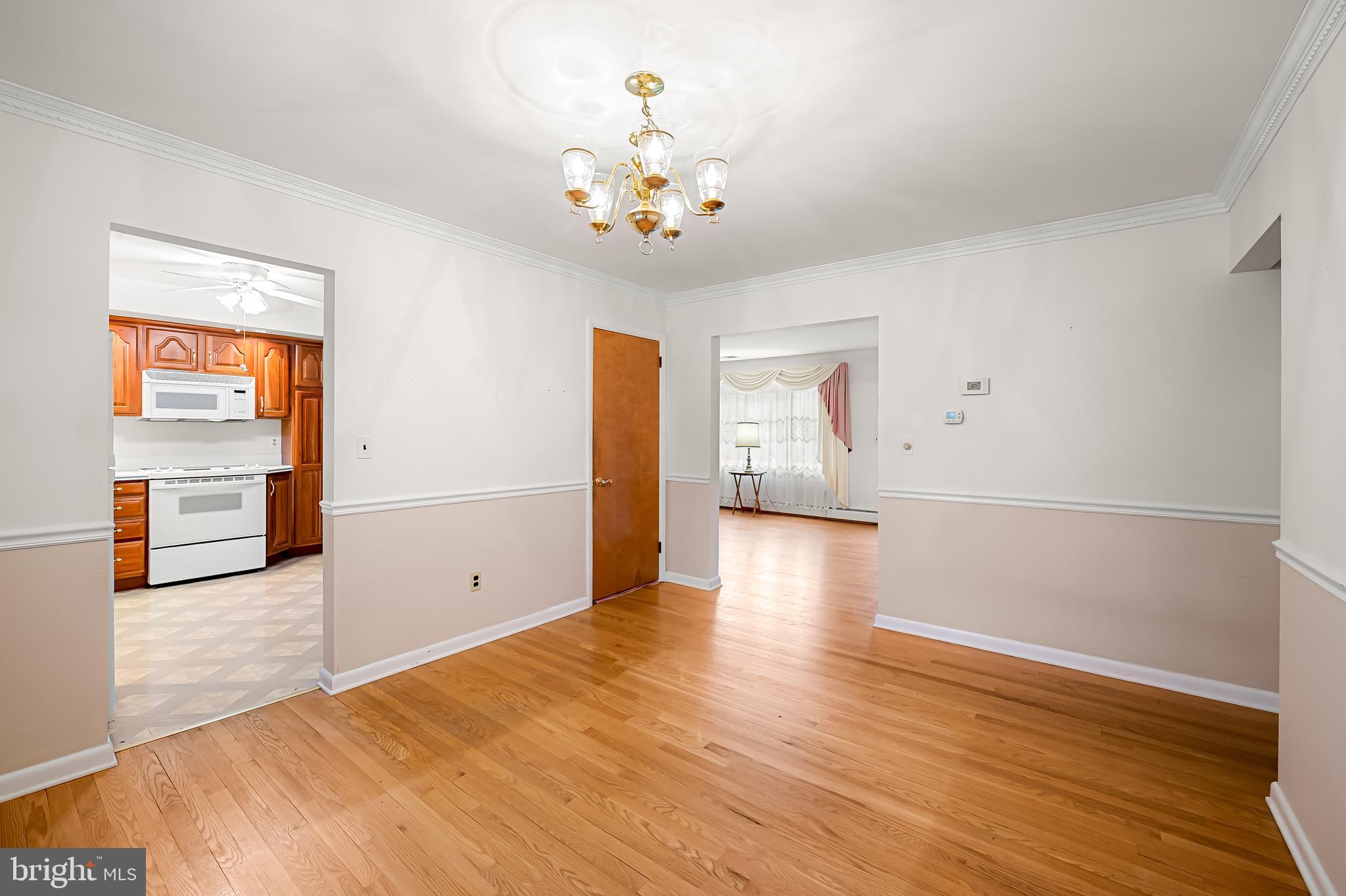 LAUREL BROOK - Residential