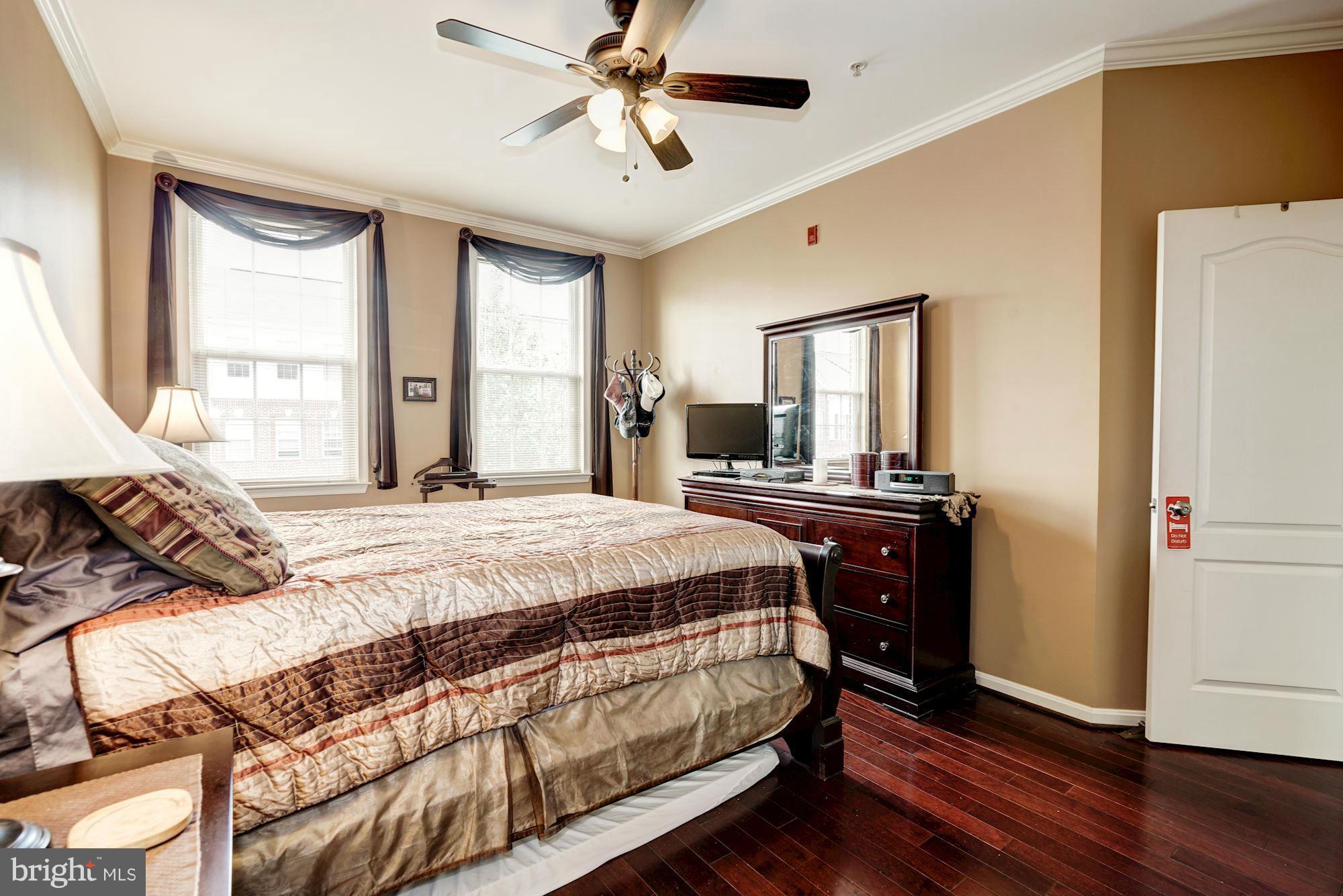 LINDEN ROW CONDOMINIUM - Residential