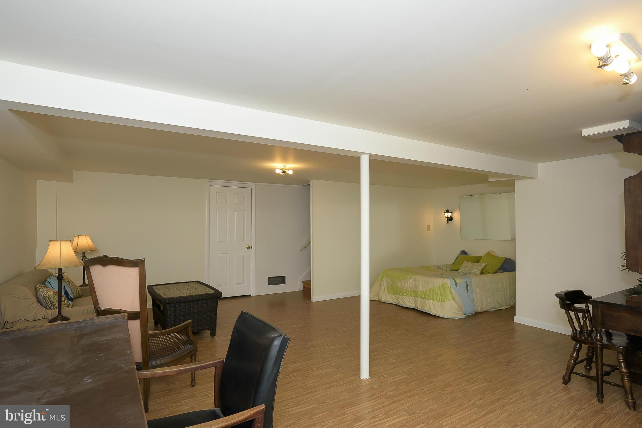 VALLEY MEADE - Residential