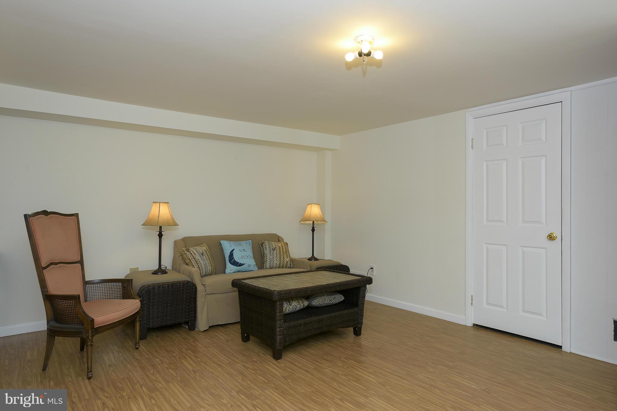 VALLEY MEADE - Residential