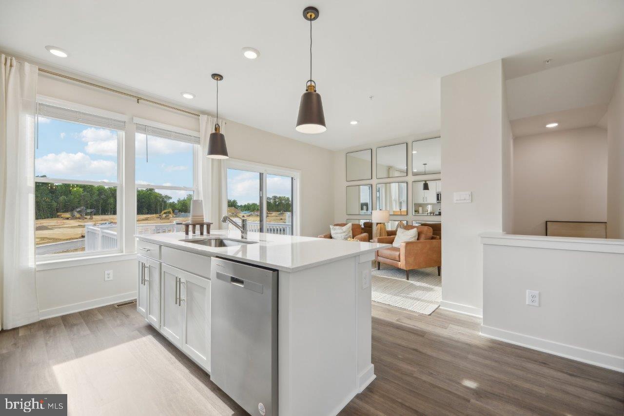 PINEGROVE - Residential