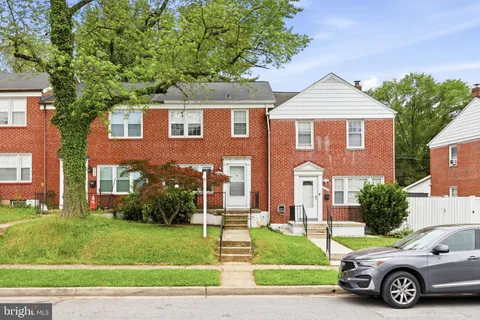 MLS: MDBC2161750