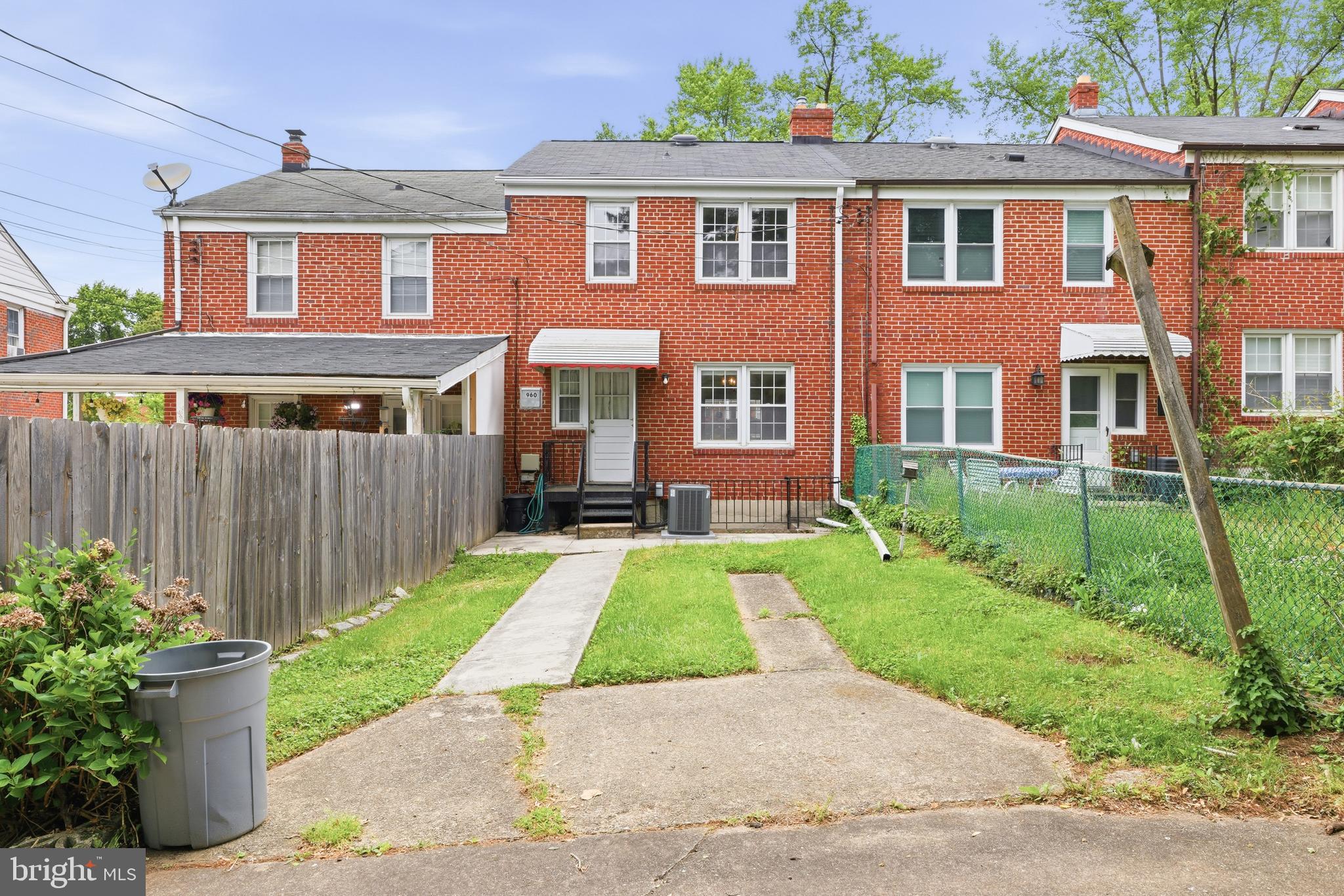 TOWSON PARK - Residential