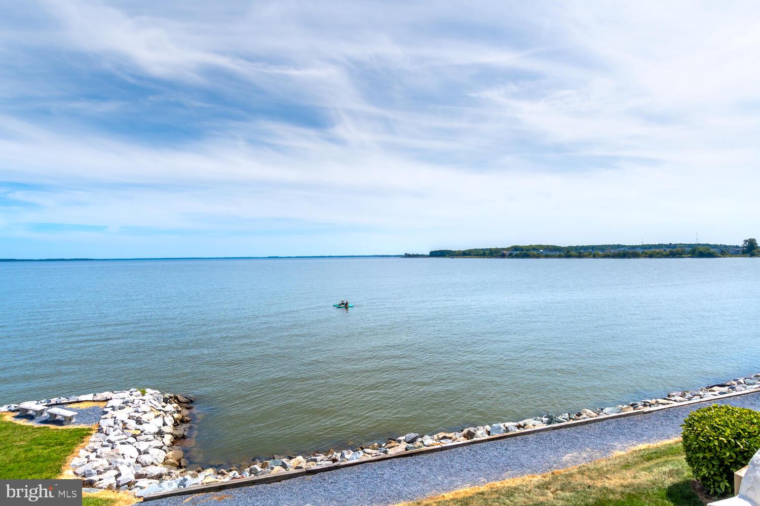 QUEENS LANDING - Residential