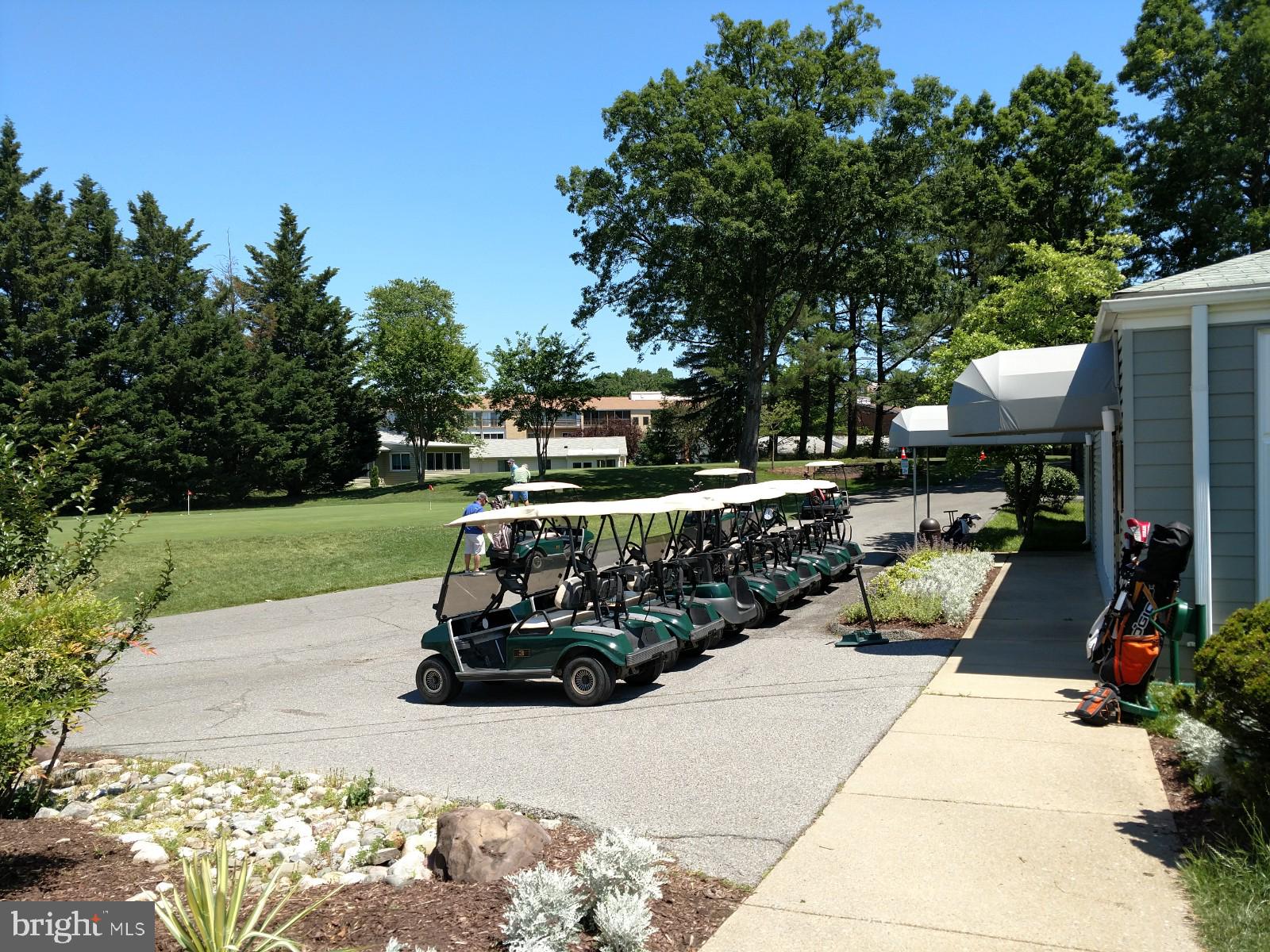 ROSSMOOR MUTUAL #11 - Residential