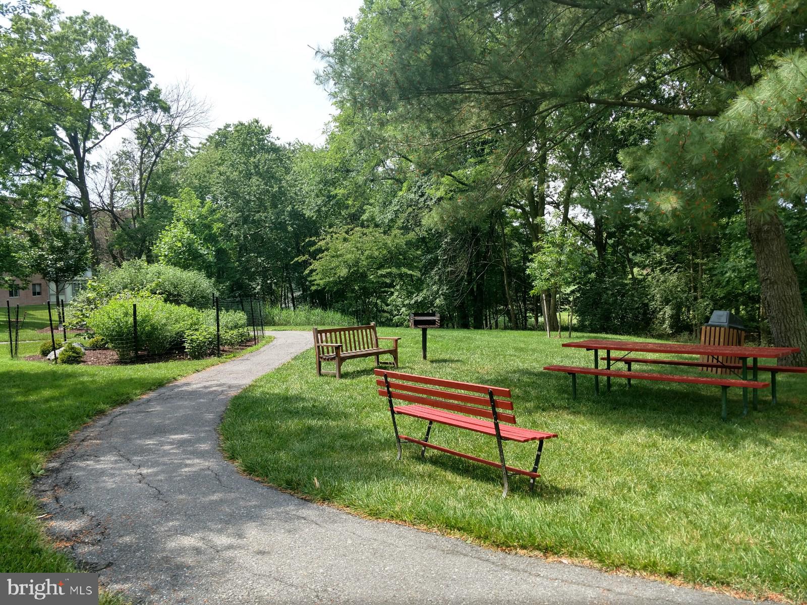 ROSSMOOR MUTUAL #11 - Residential