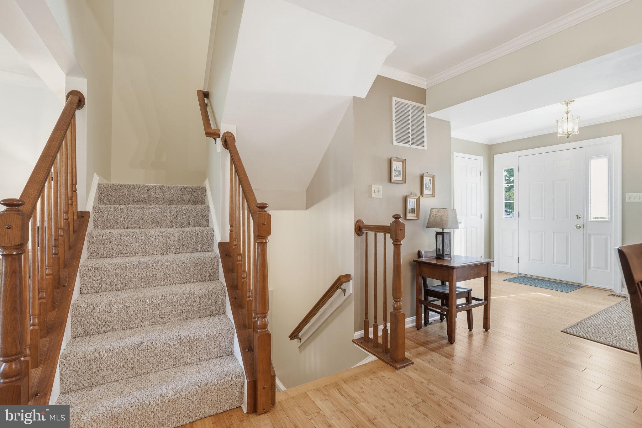 8026 CAPTAINS COURT