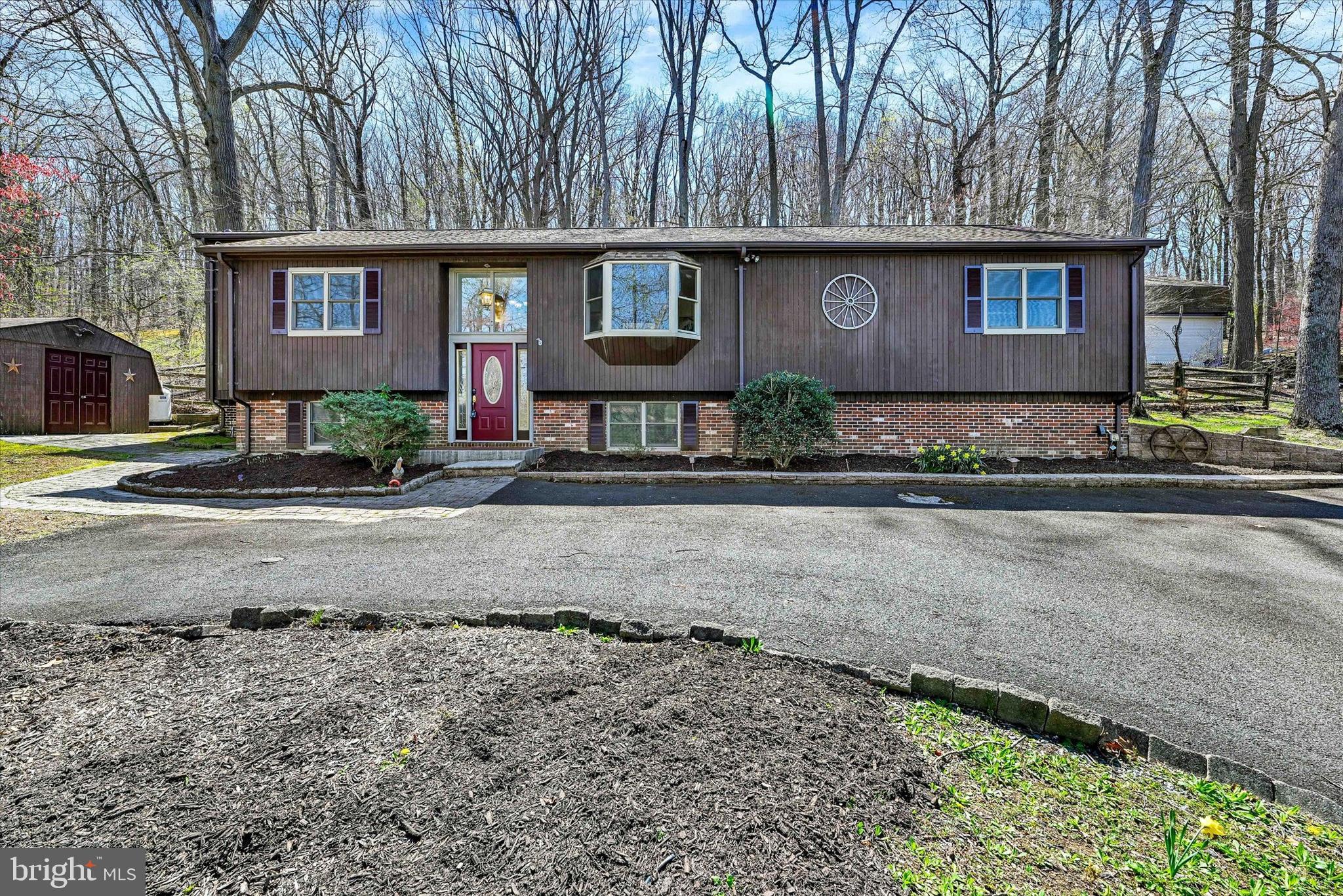 GLEN ARM - Residential