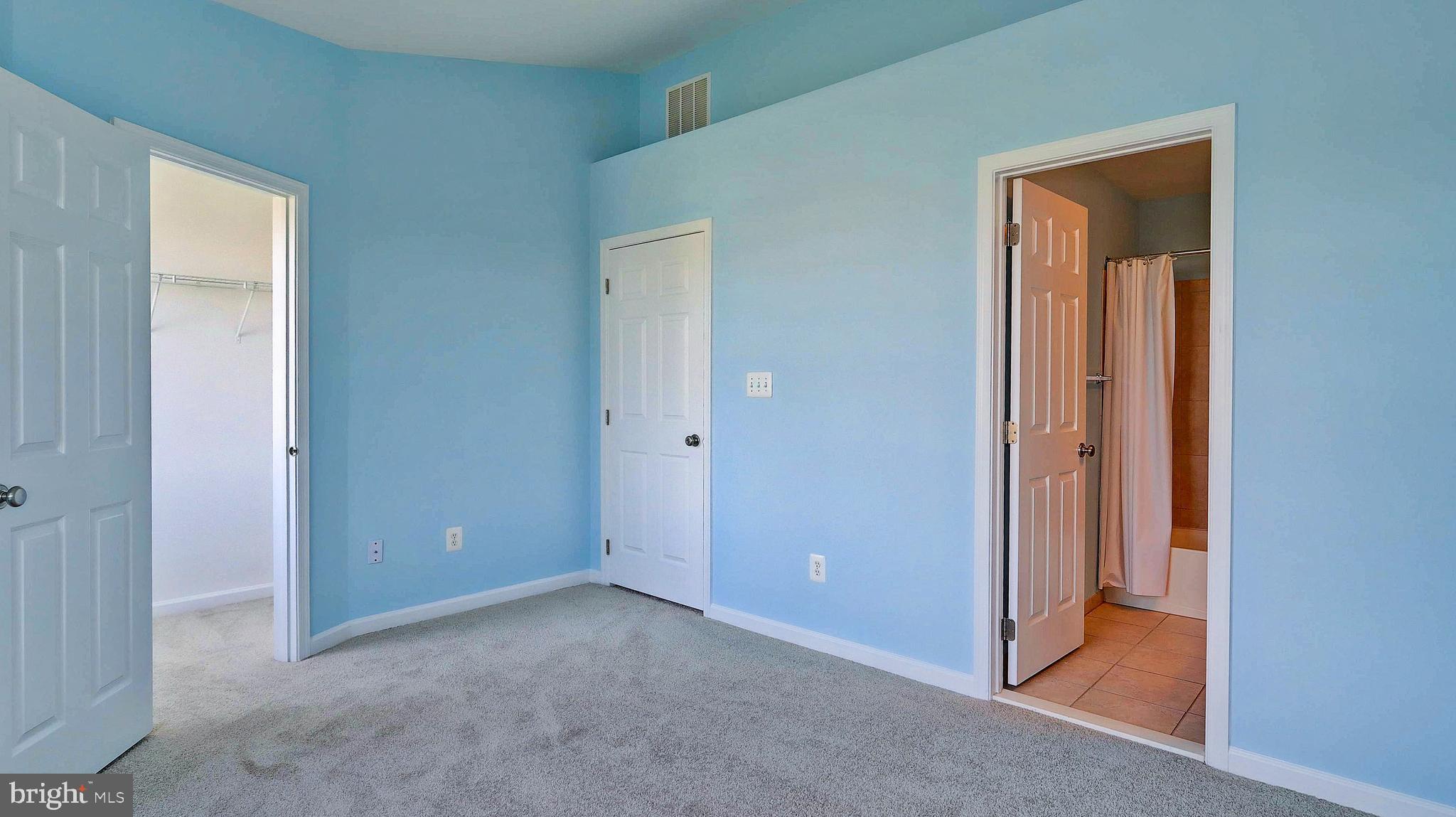 AMBERLEA AT SOUTH RIDING - Residential