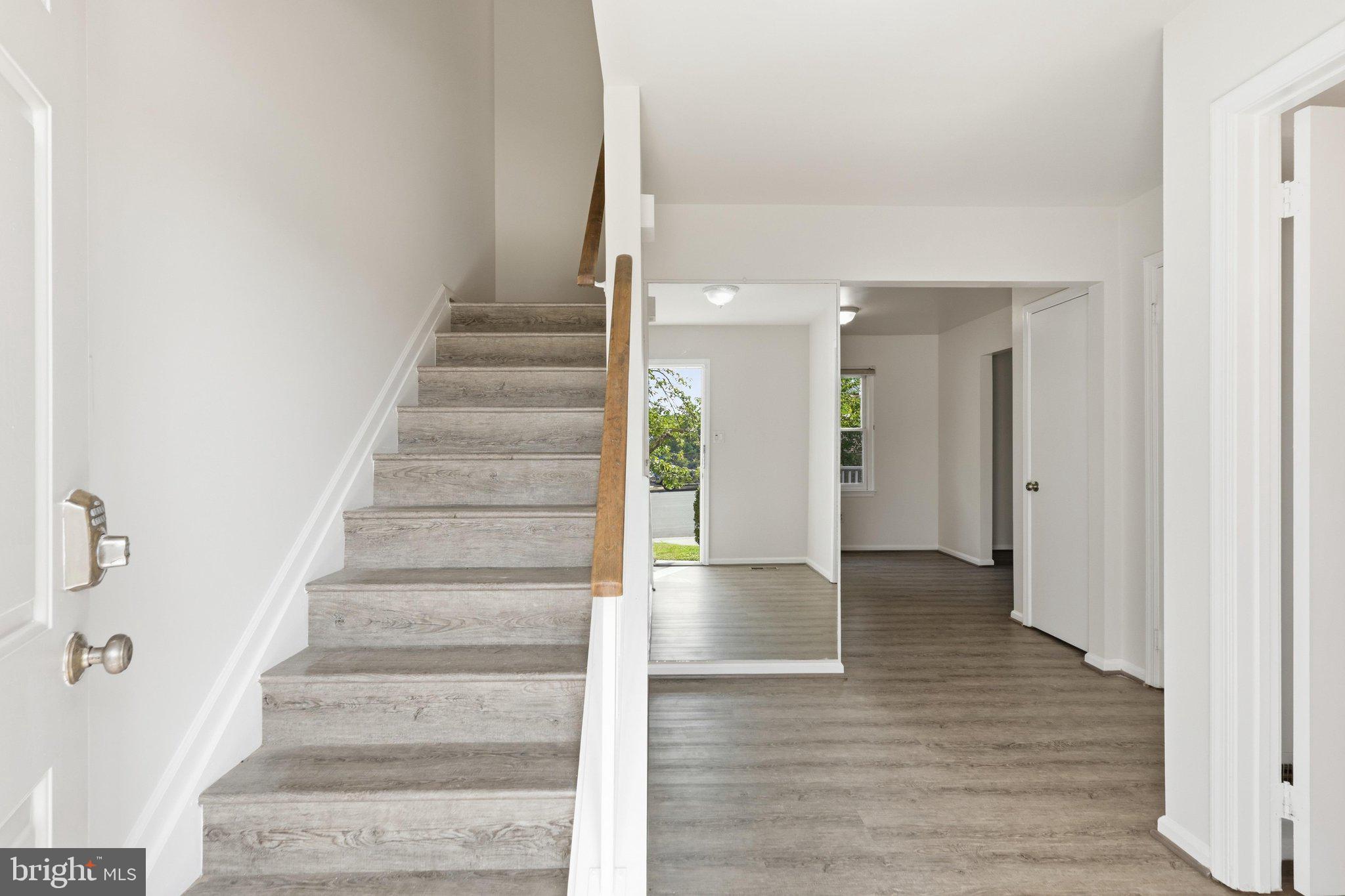 2998 STEVEN MARTIN DRIVE