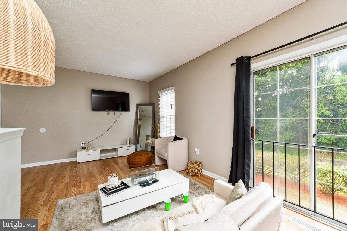 MILLWOOD TOWNE - PLAT TW - Residential