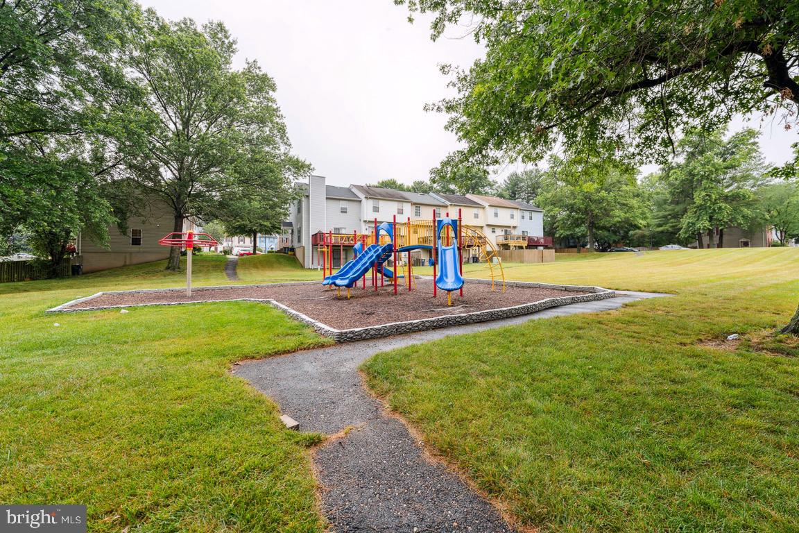 MILLWOOD TOWNE - PLAT TW - Residential