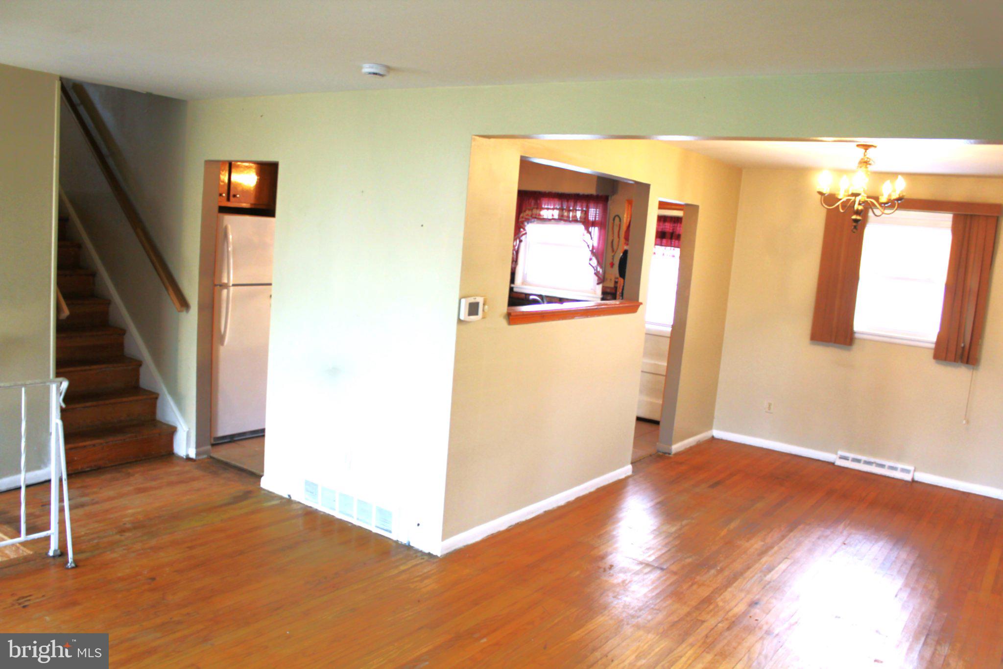 38 ELLEN DRIVE