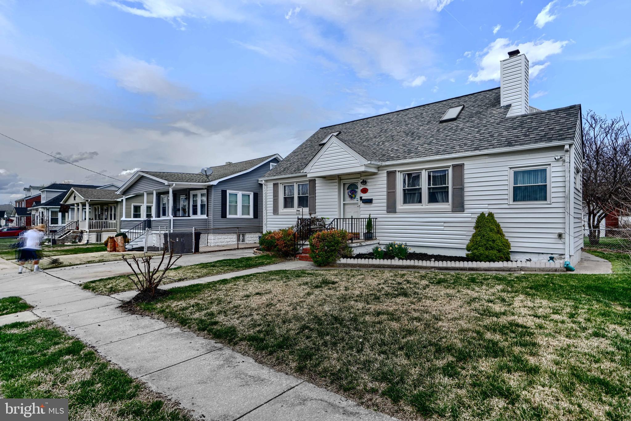 FAIRLAWN - Residential