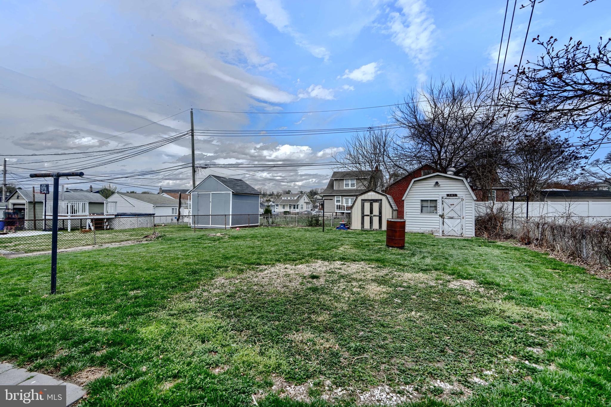 FAIRLAWN - Residential