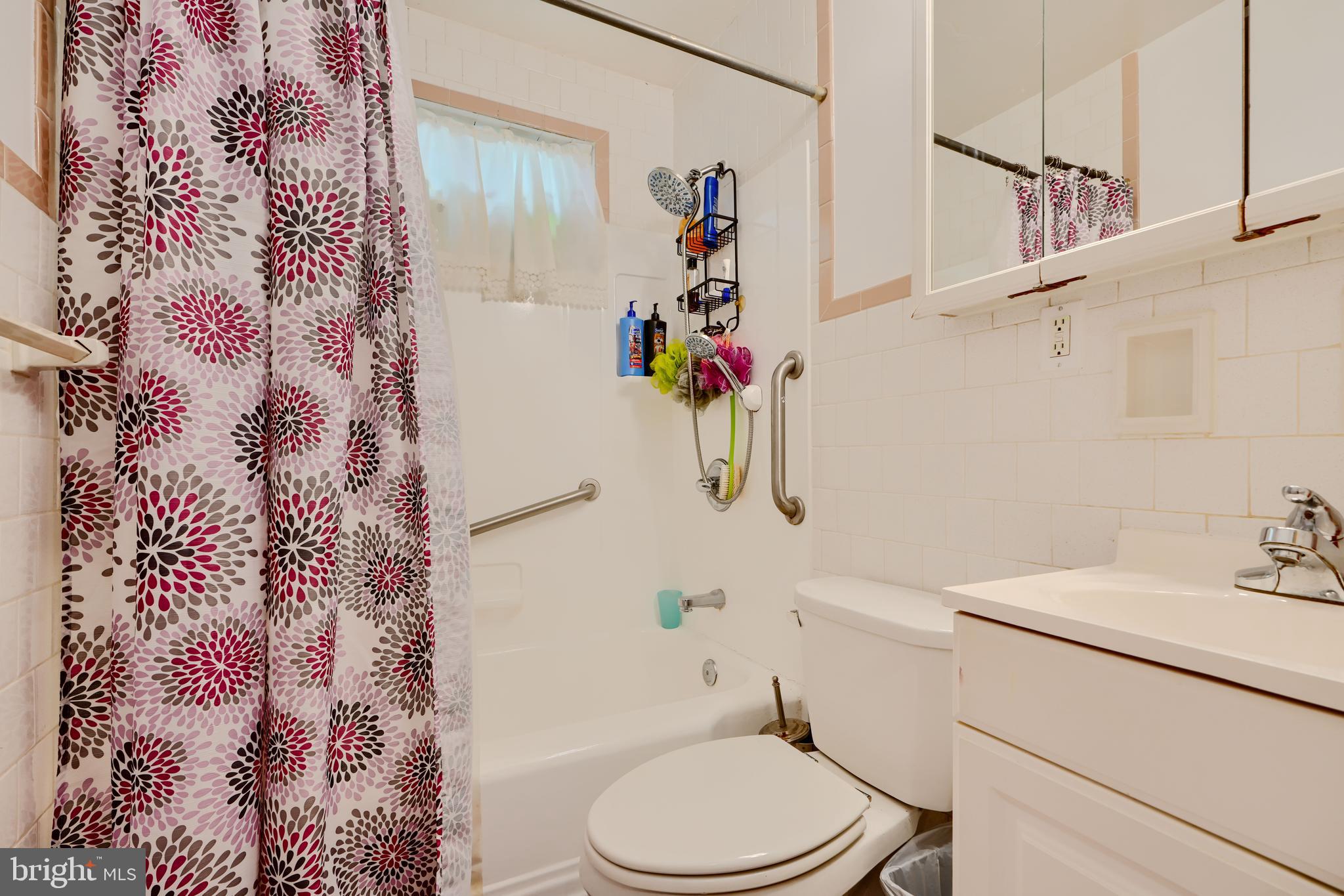 FAIRLAWN - Residential