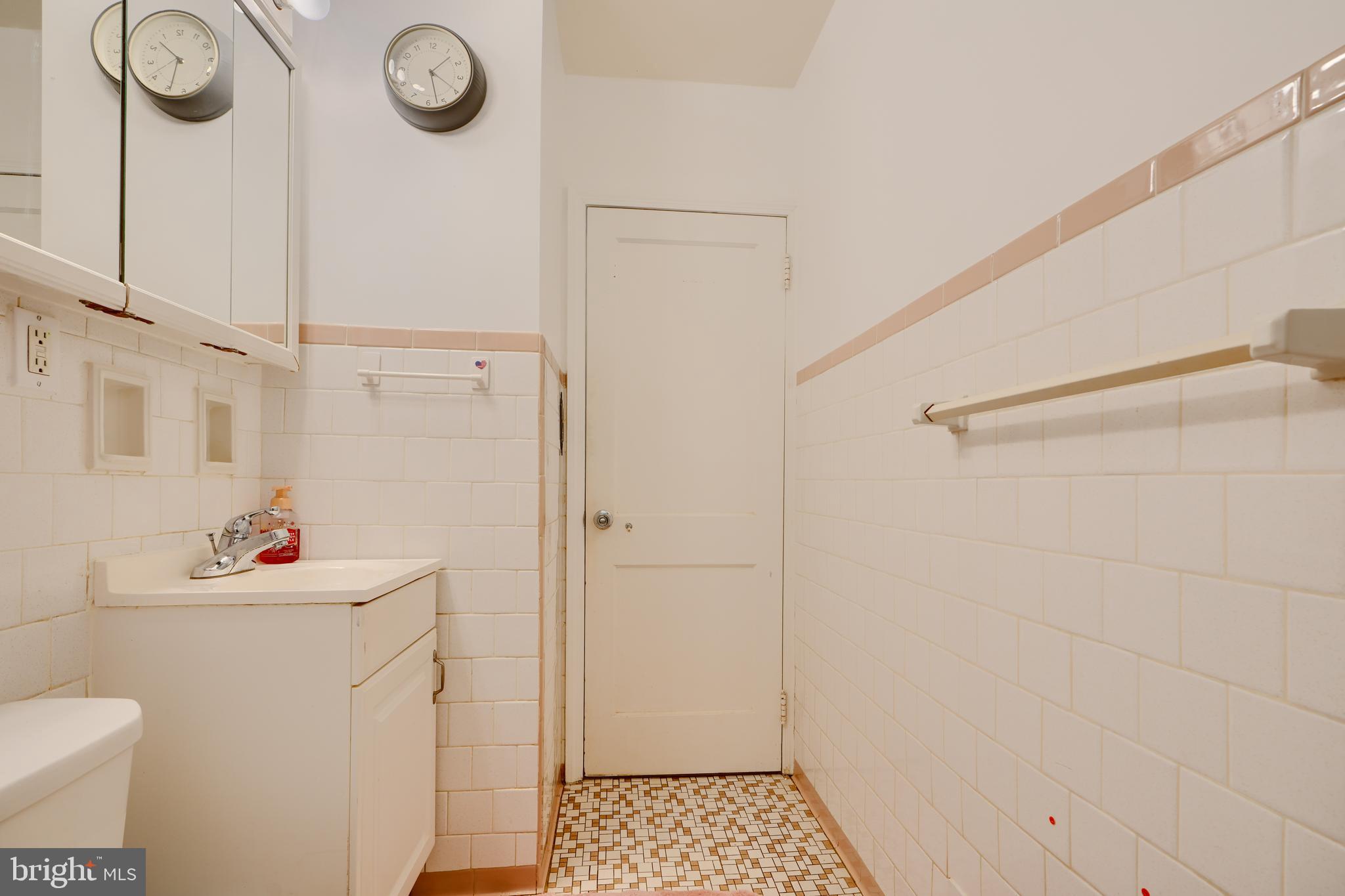 FAIRLAWN - Residential