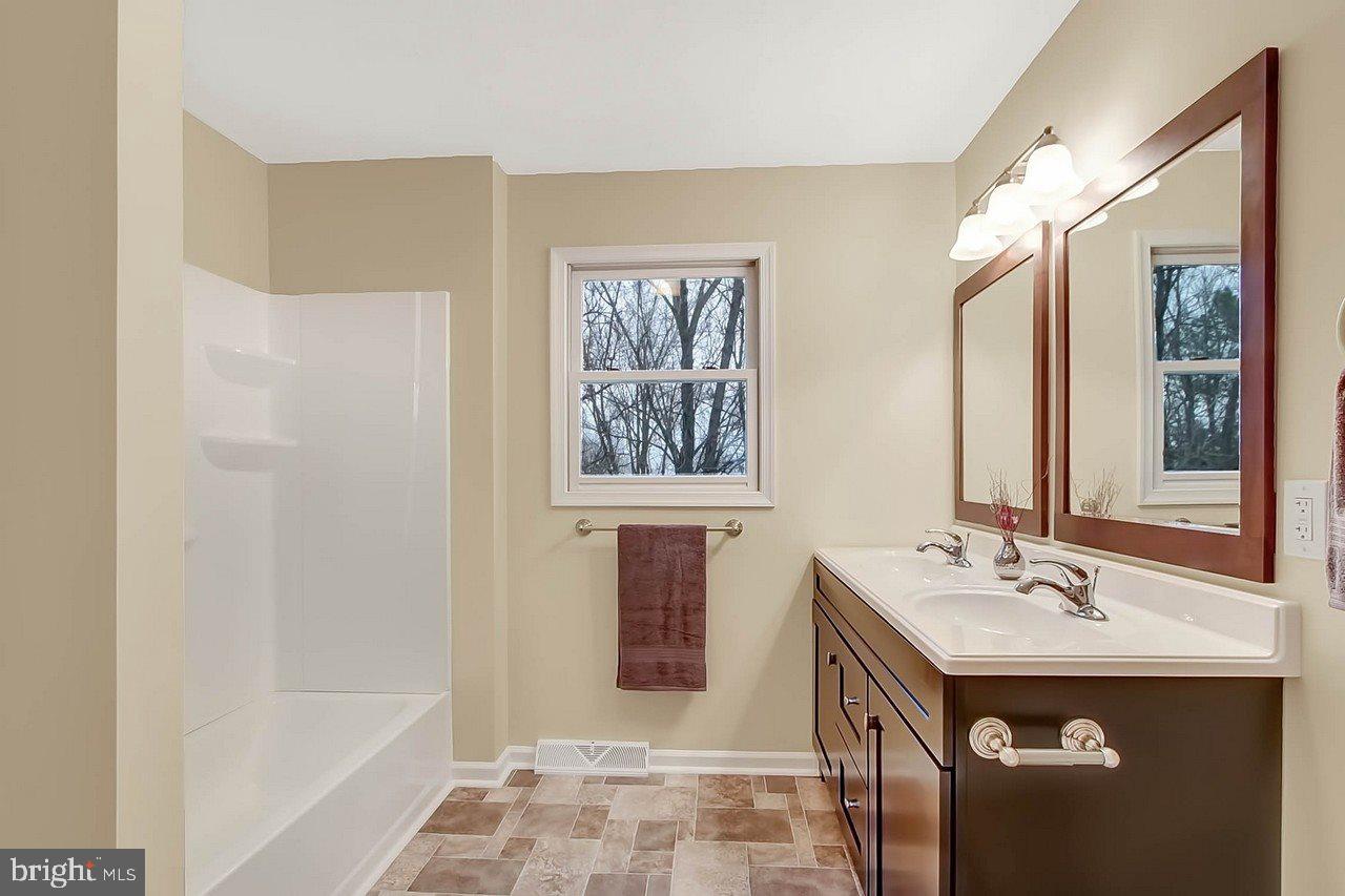 LAKE MEADE - Residential