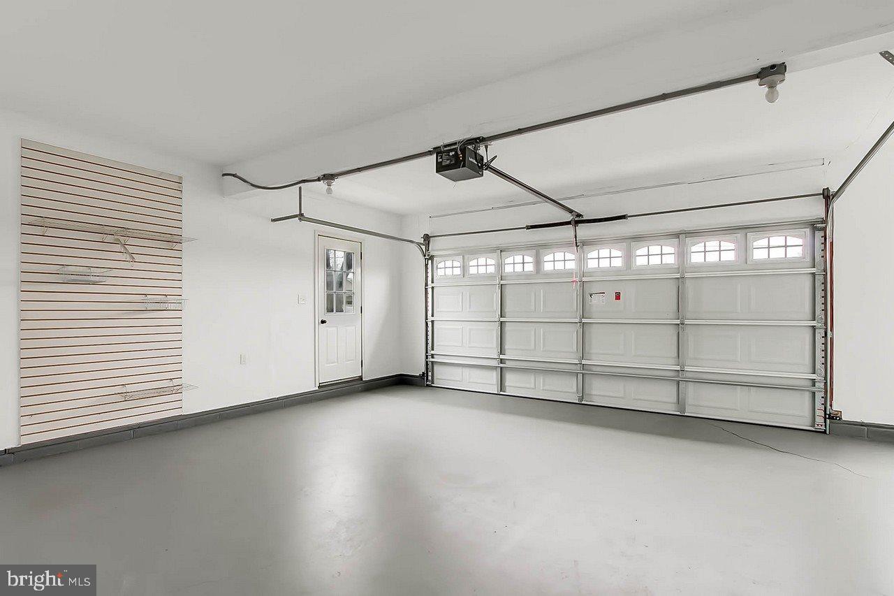 LAKE MEADE - Residential