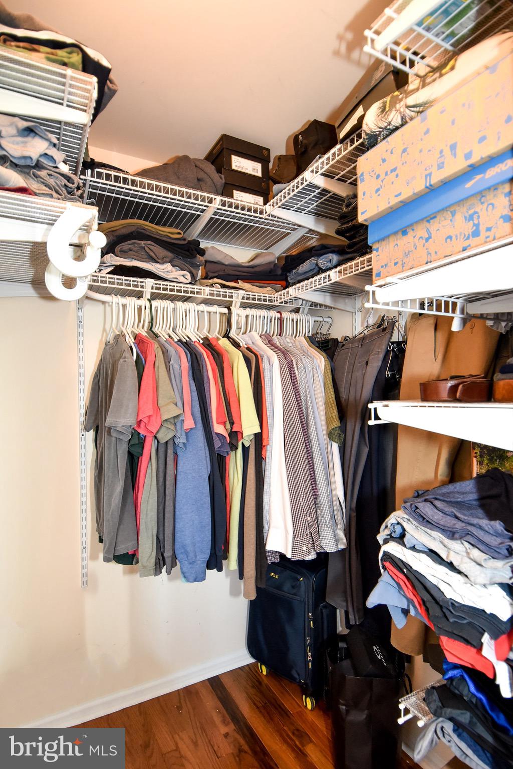 GEORGIAN HAMLET - Residential