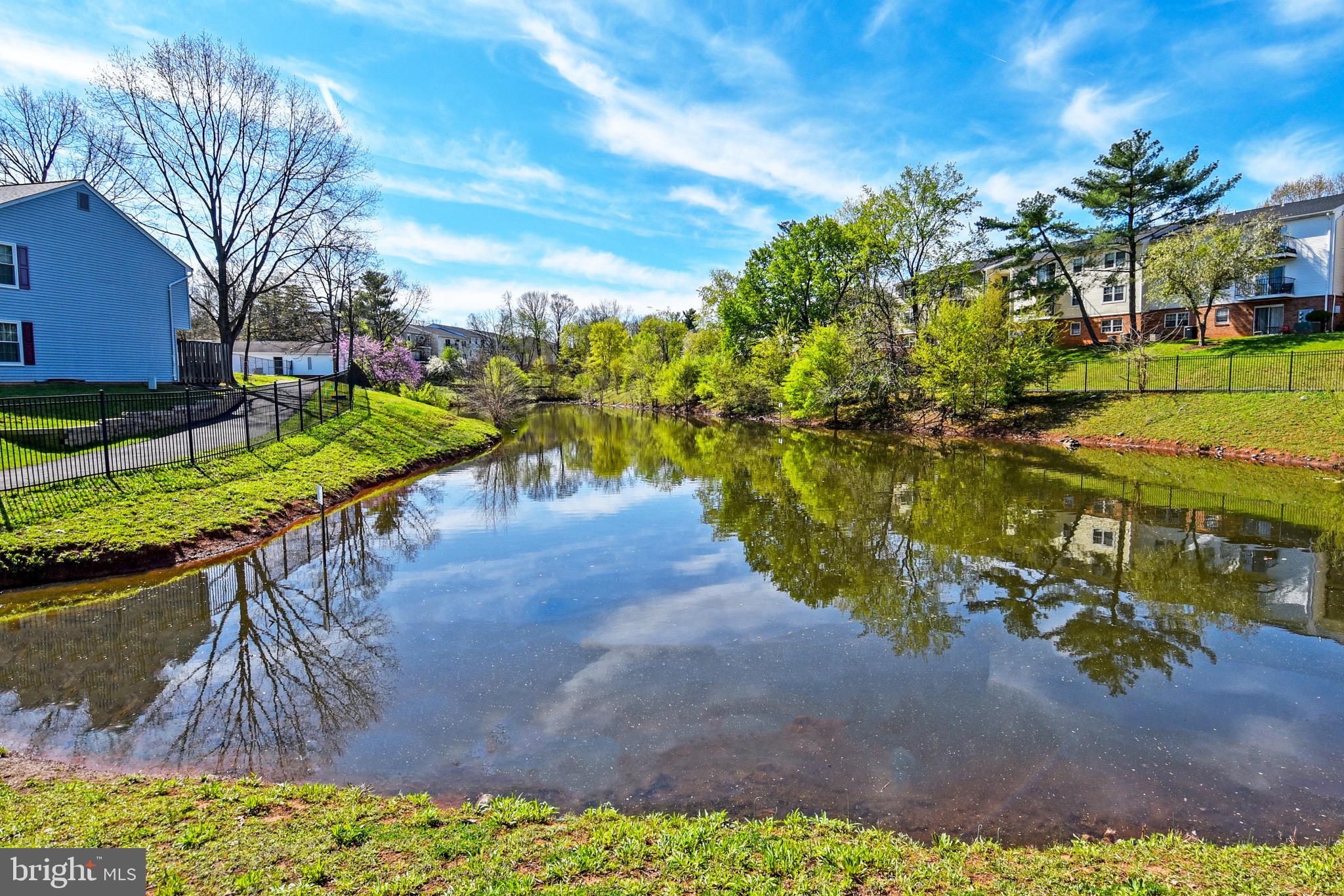 GEORGIAN HAMLET - Residential