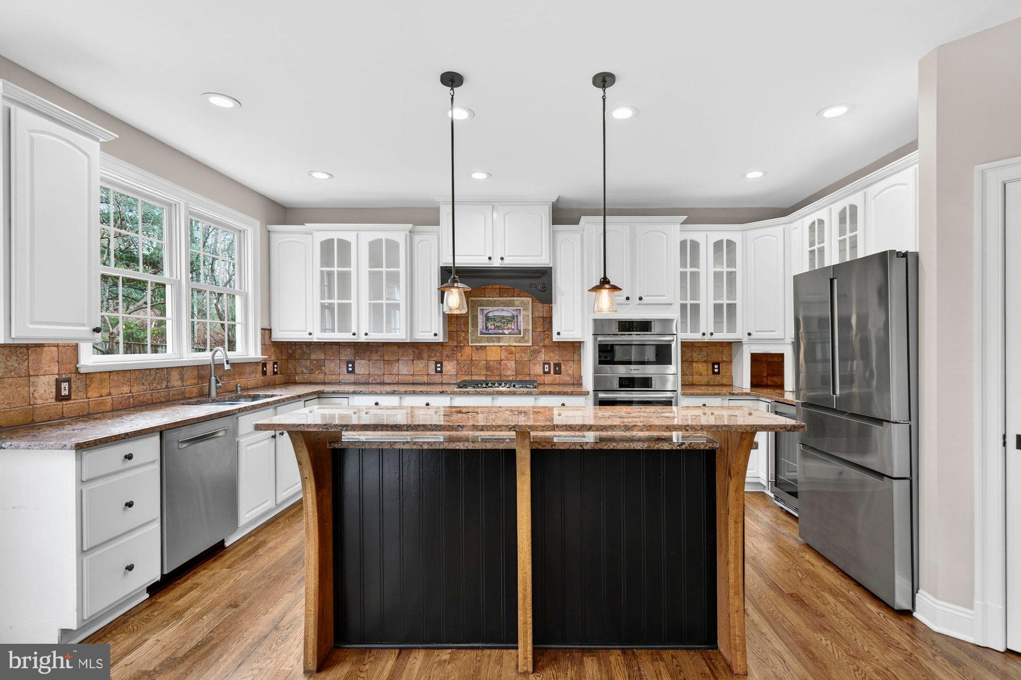 PERZEL MARIE - Residential