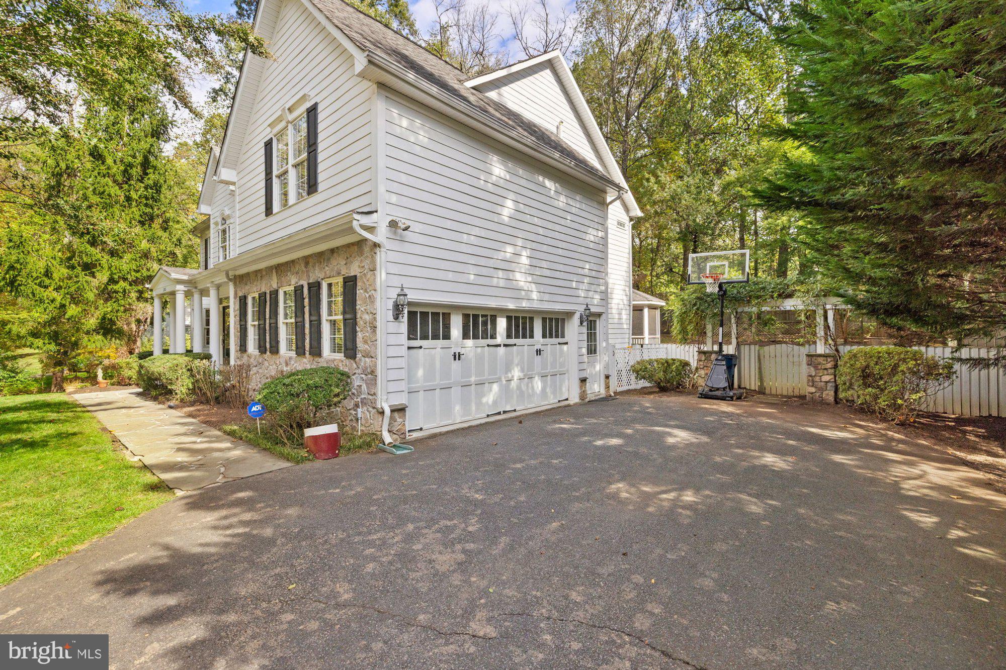 PERZEL MARIE - Residential