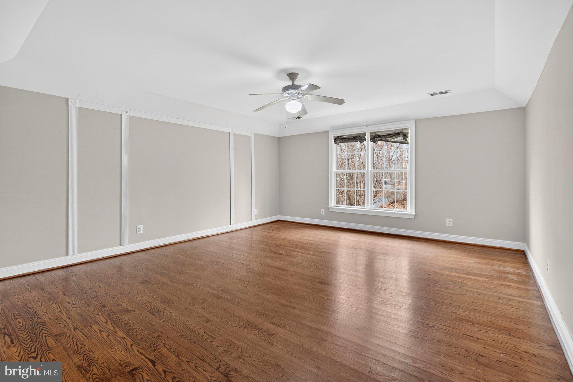 PERZEL MARIE - Residential