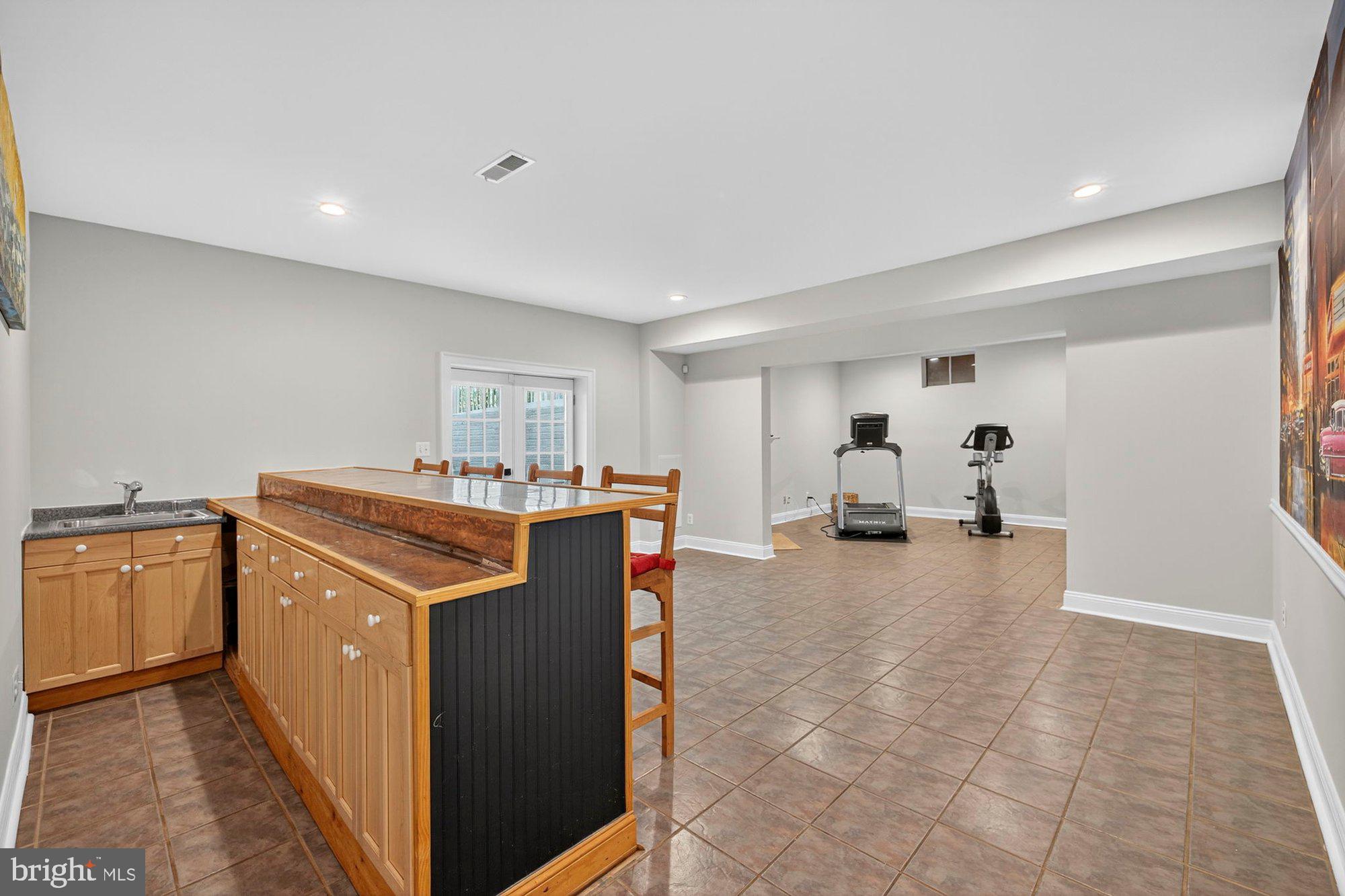 PERZEL MARIE - Residential