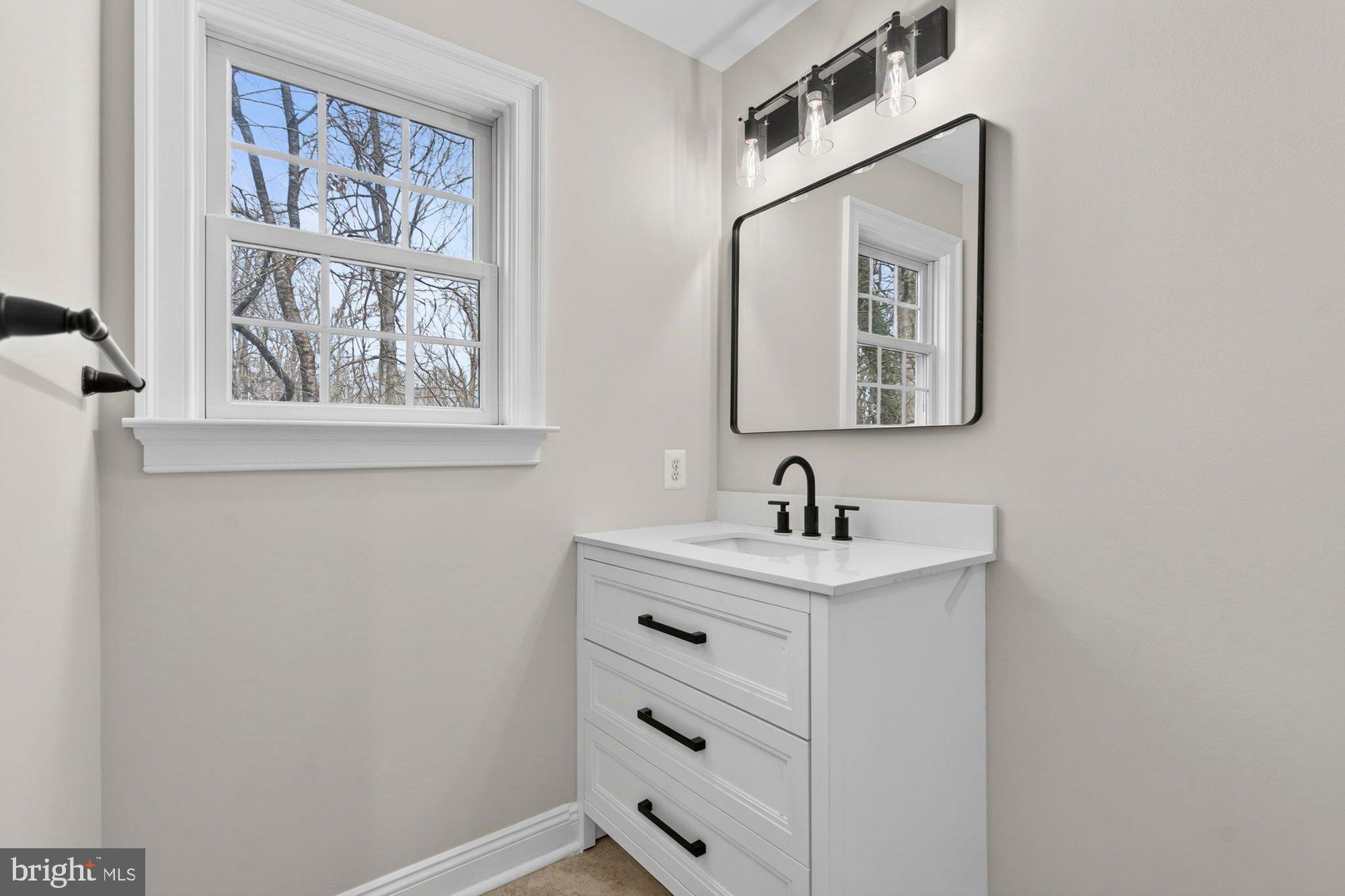 PERZEL MARIE - Residential