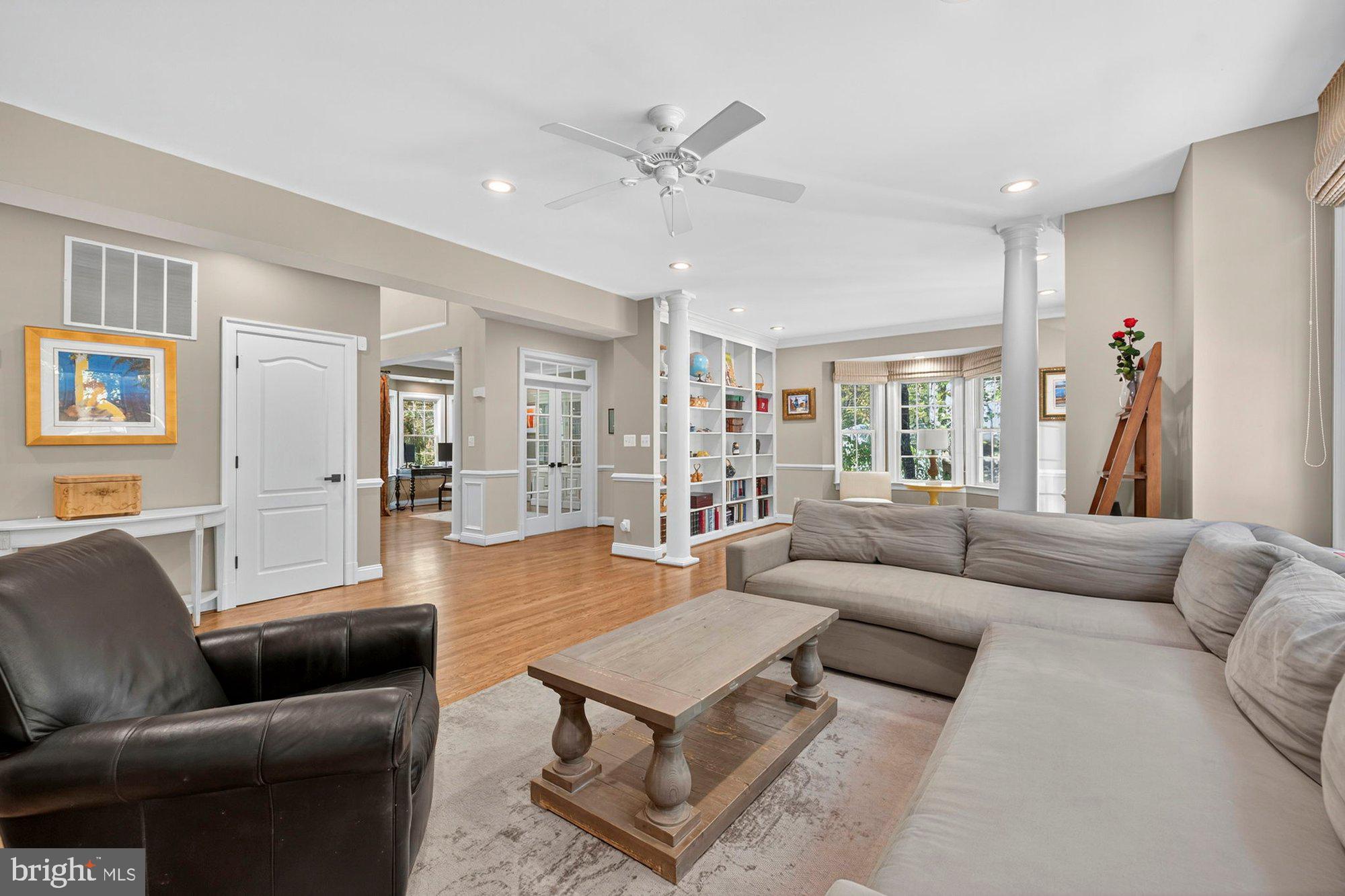 PERZEL MARIE - Residential