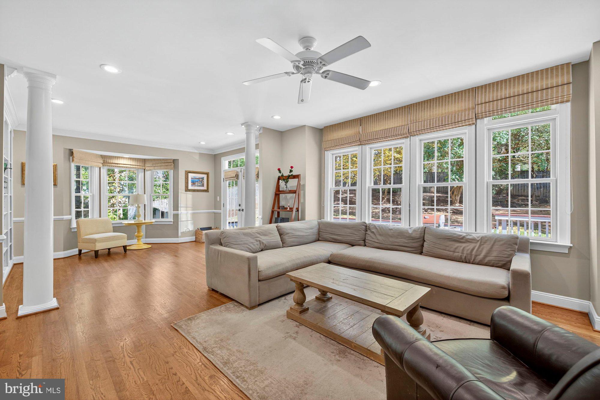 PERZEL MARIE - Residential