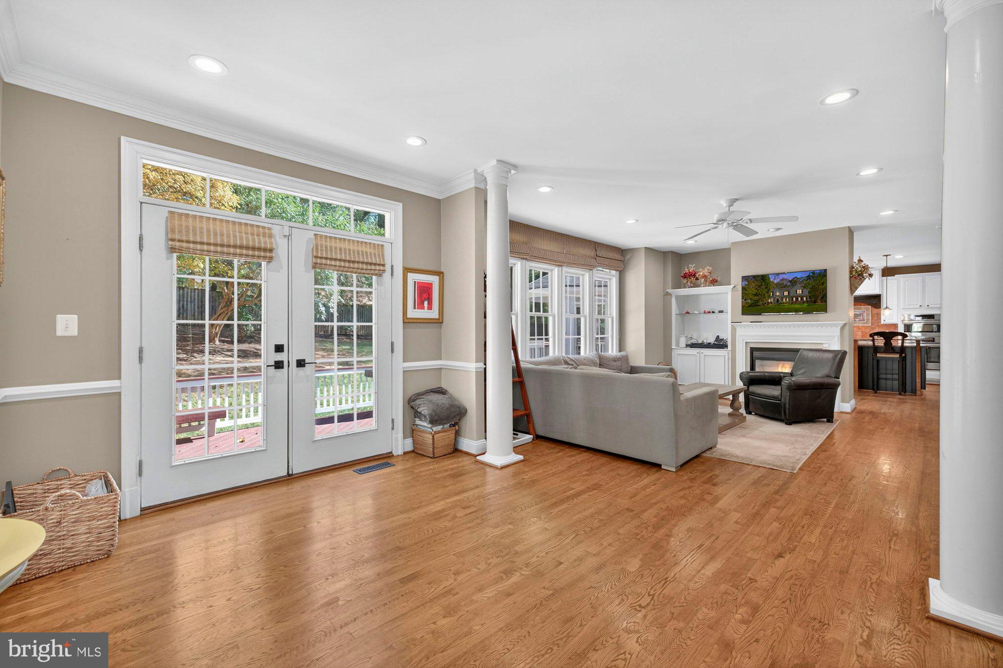 PERZEL MARIE - Residential