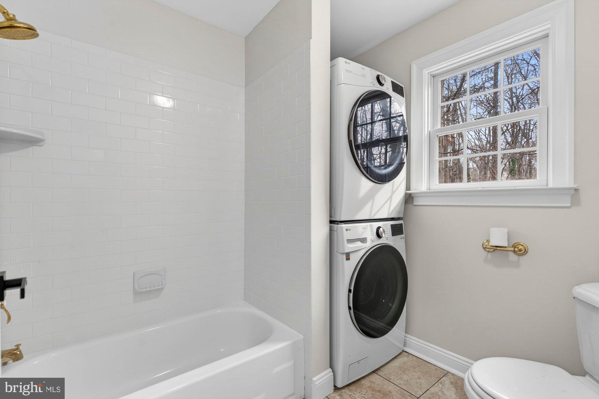 PERZEL MARIE - Residential