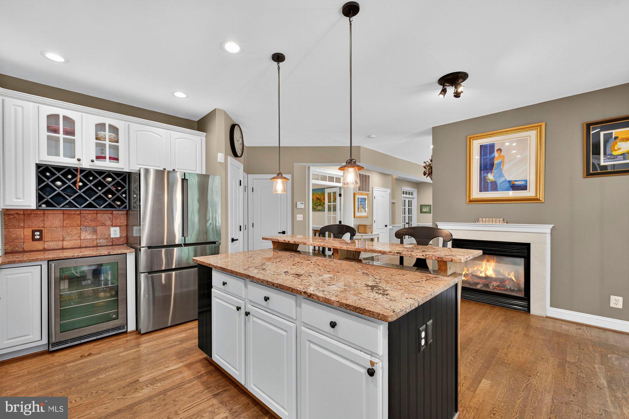 PERZEL MARIE - Residential