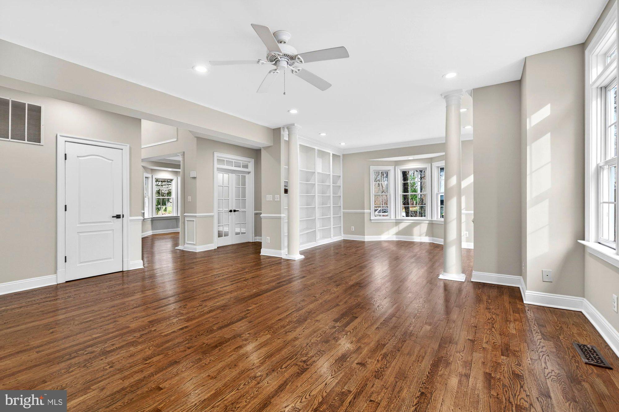 PERZEL MARIE - Residential