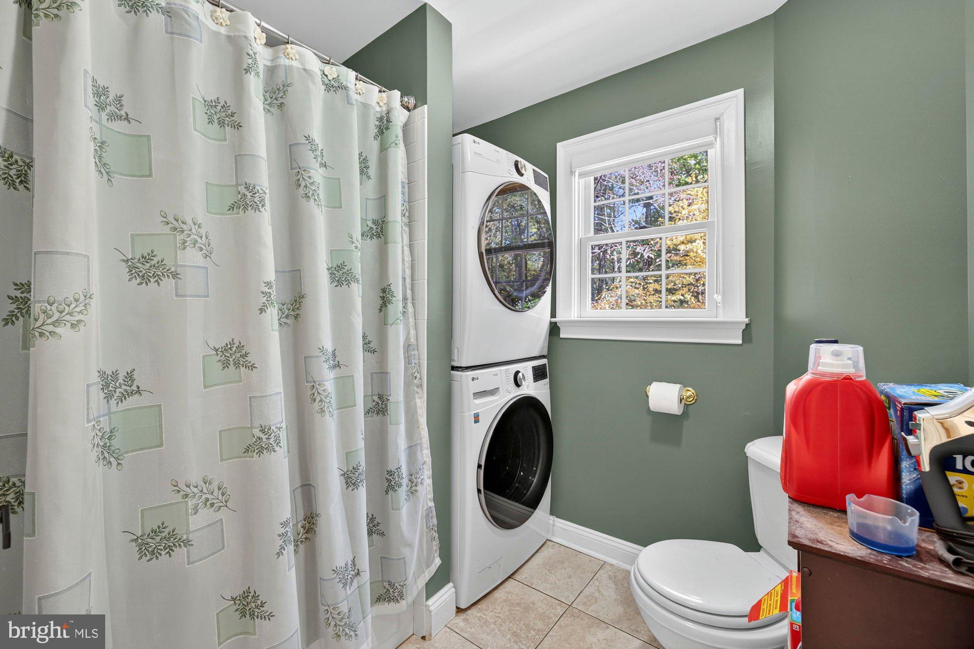 PERZEL MARIE - Residential