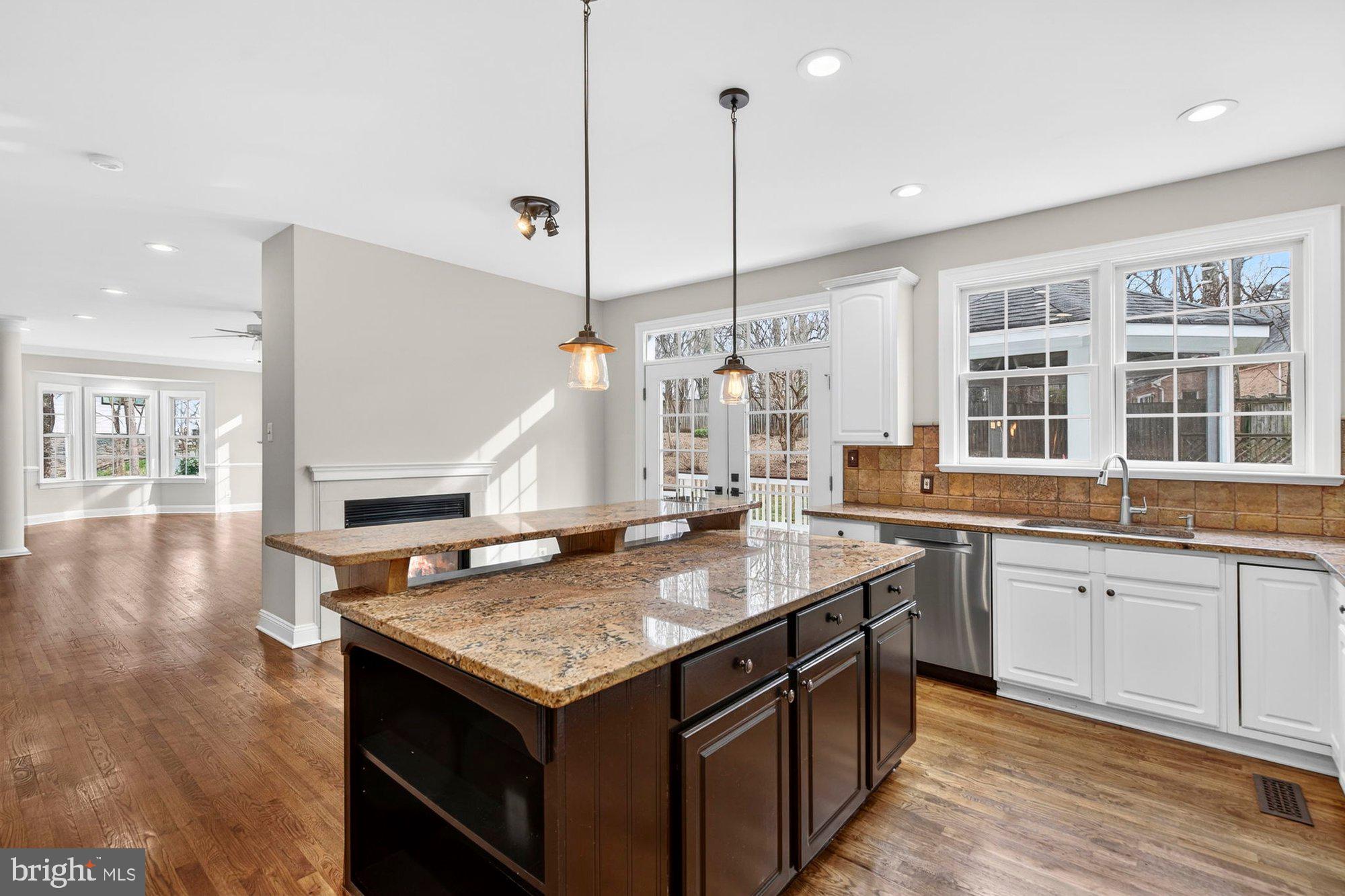 PERZEL MARIE - Residential