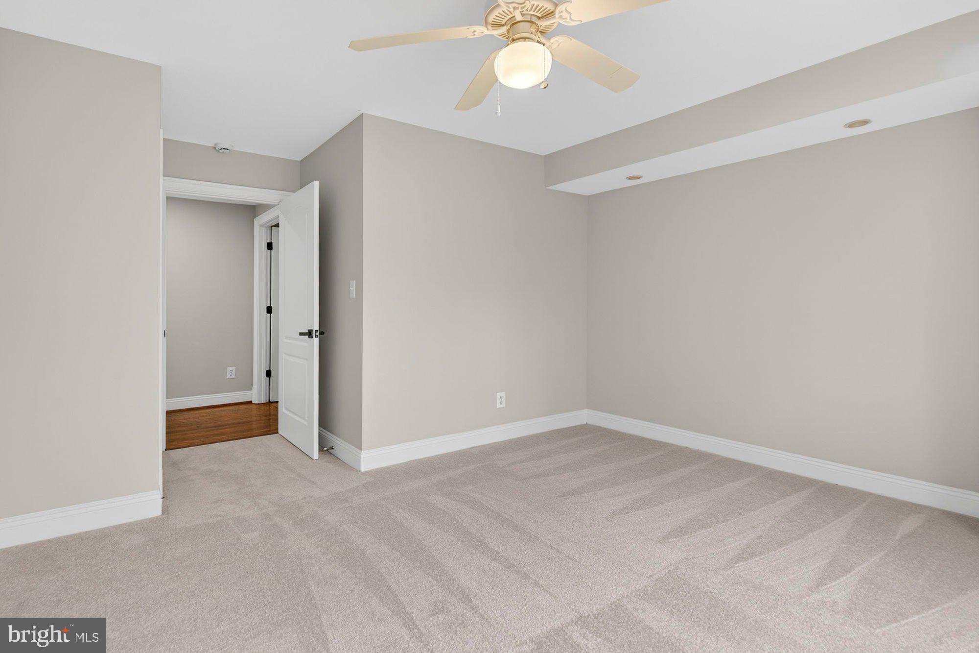 PERZEL MARIE - Residential