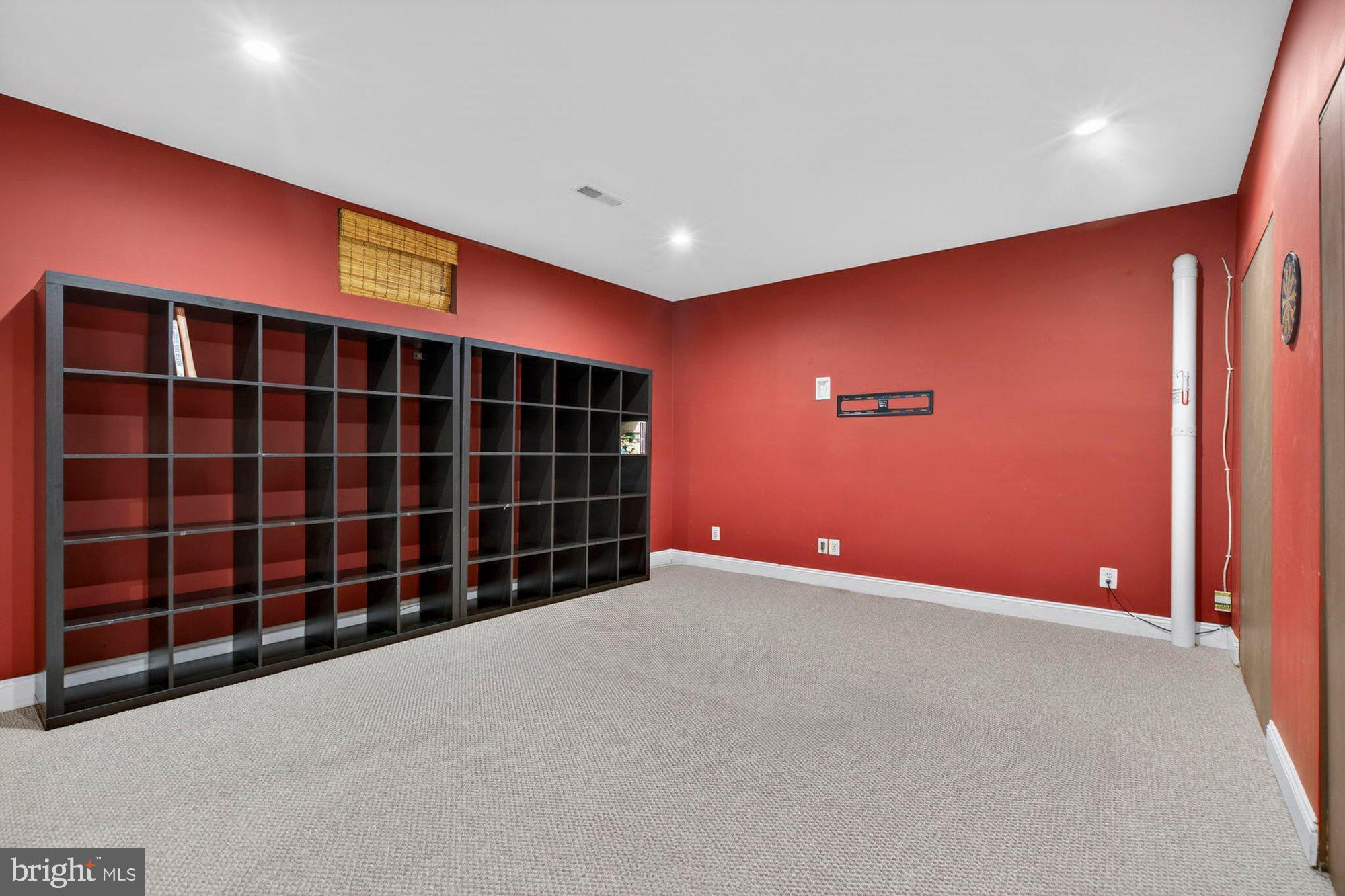 PERZEL MARIE - Residential