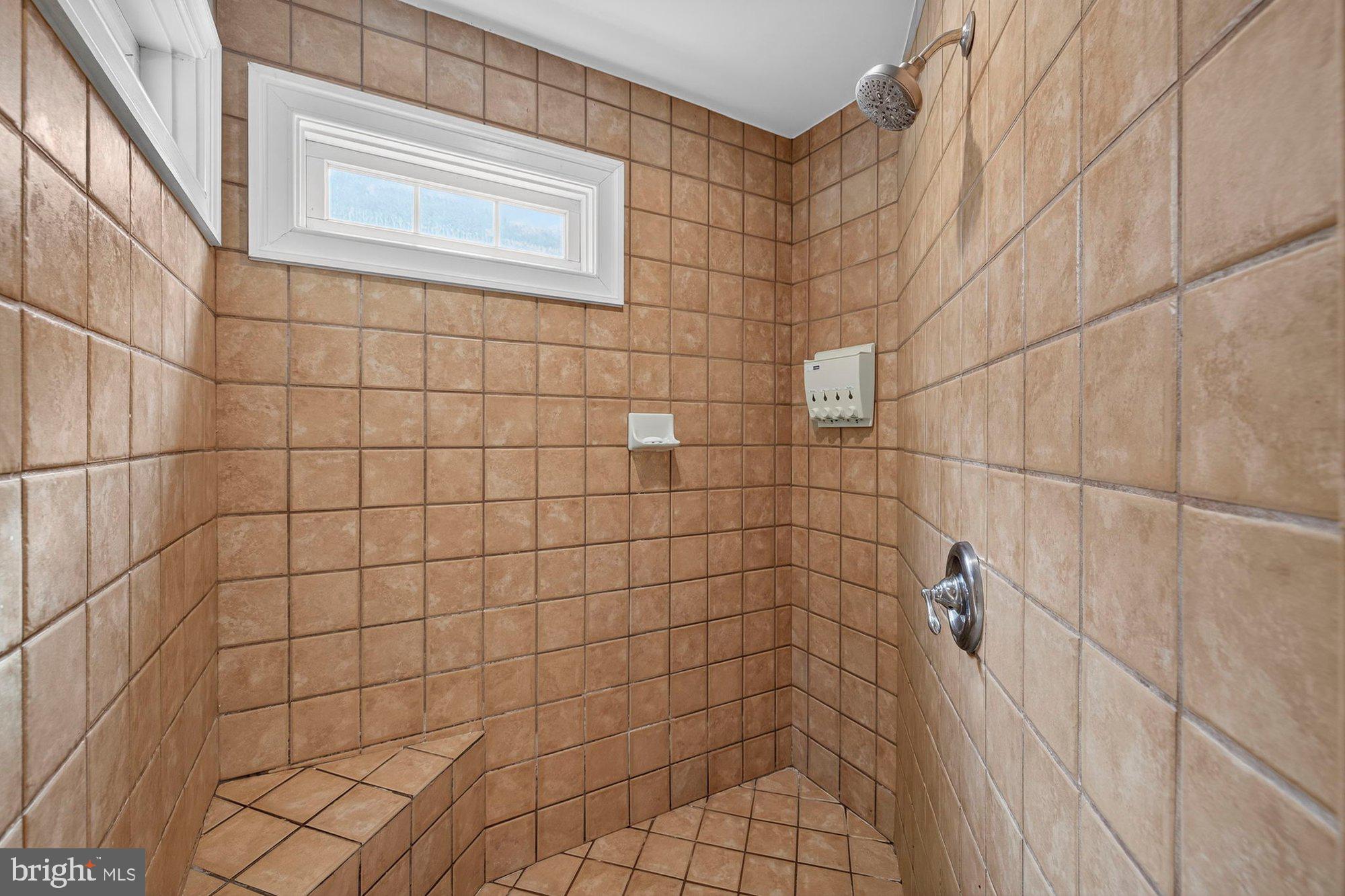 PERZEL MARIE - Residential