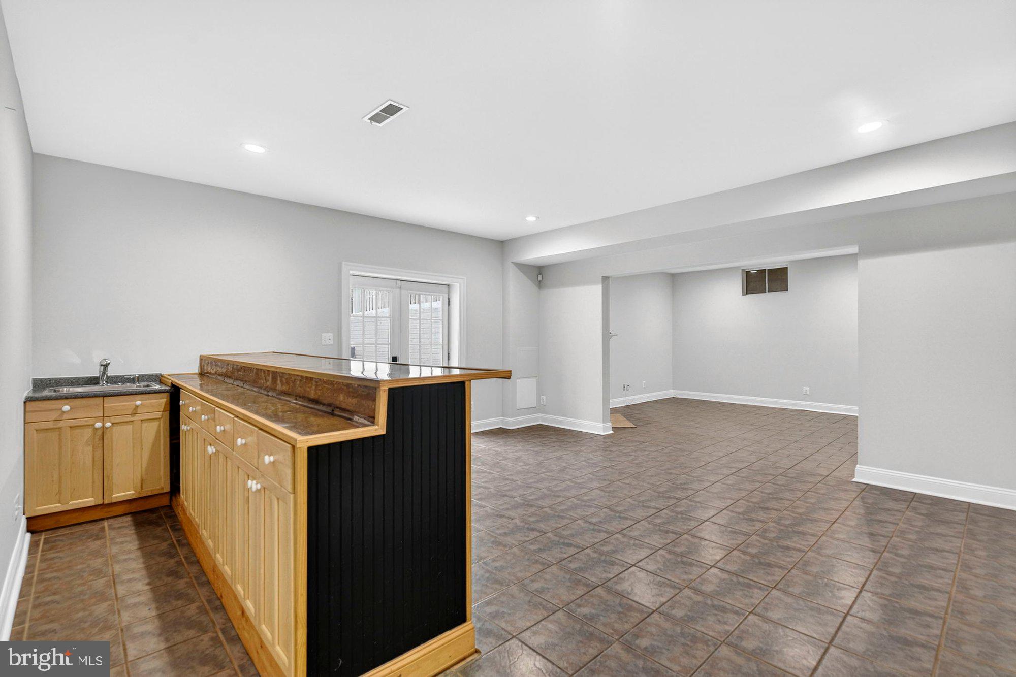 PERZEL MARIE - Residential