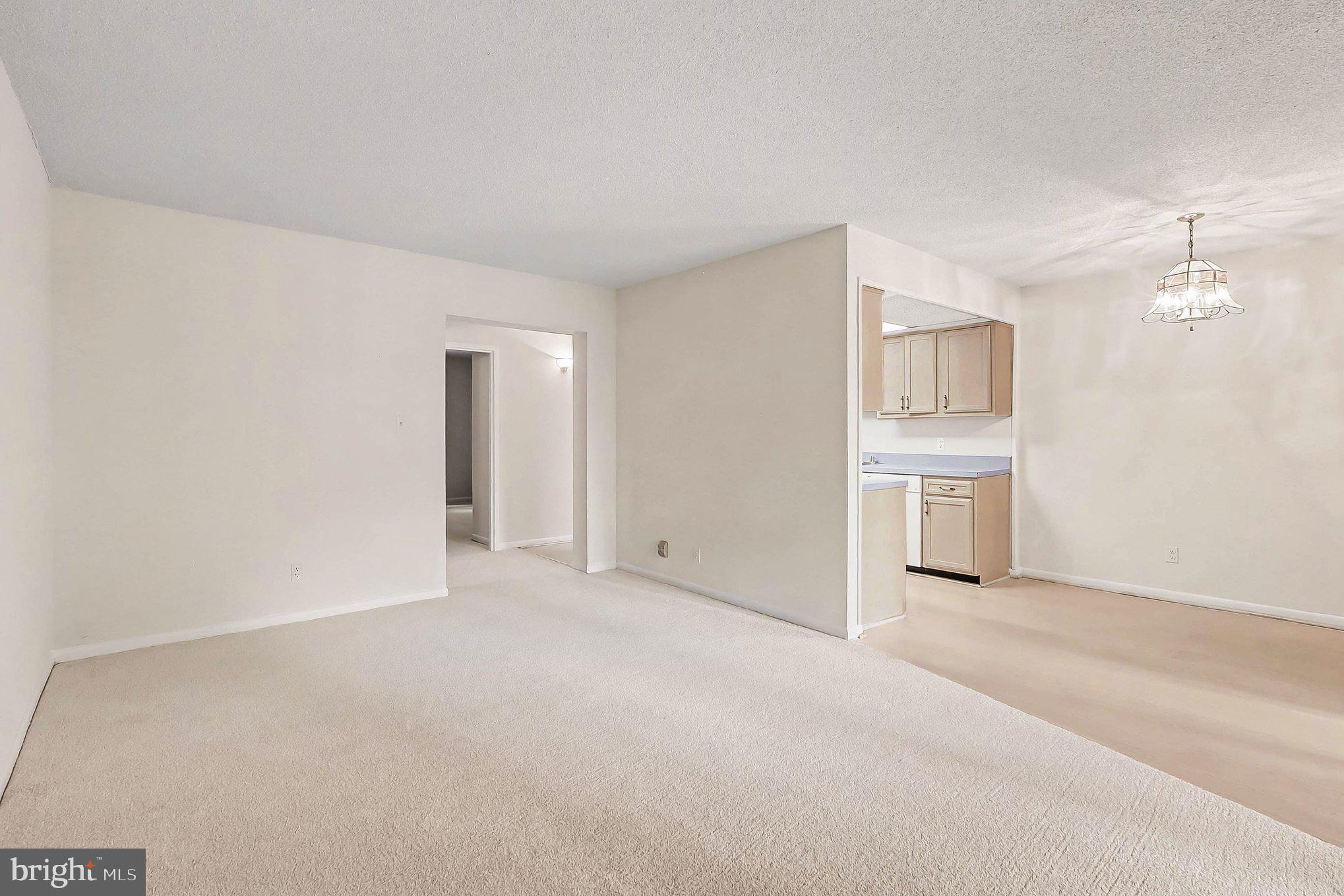 2247 CASTLE ROCK SQUARE 12C